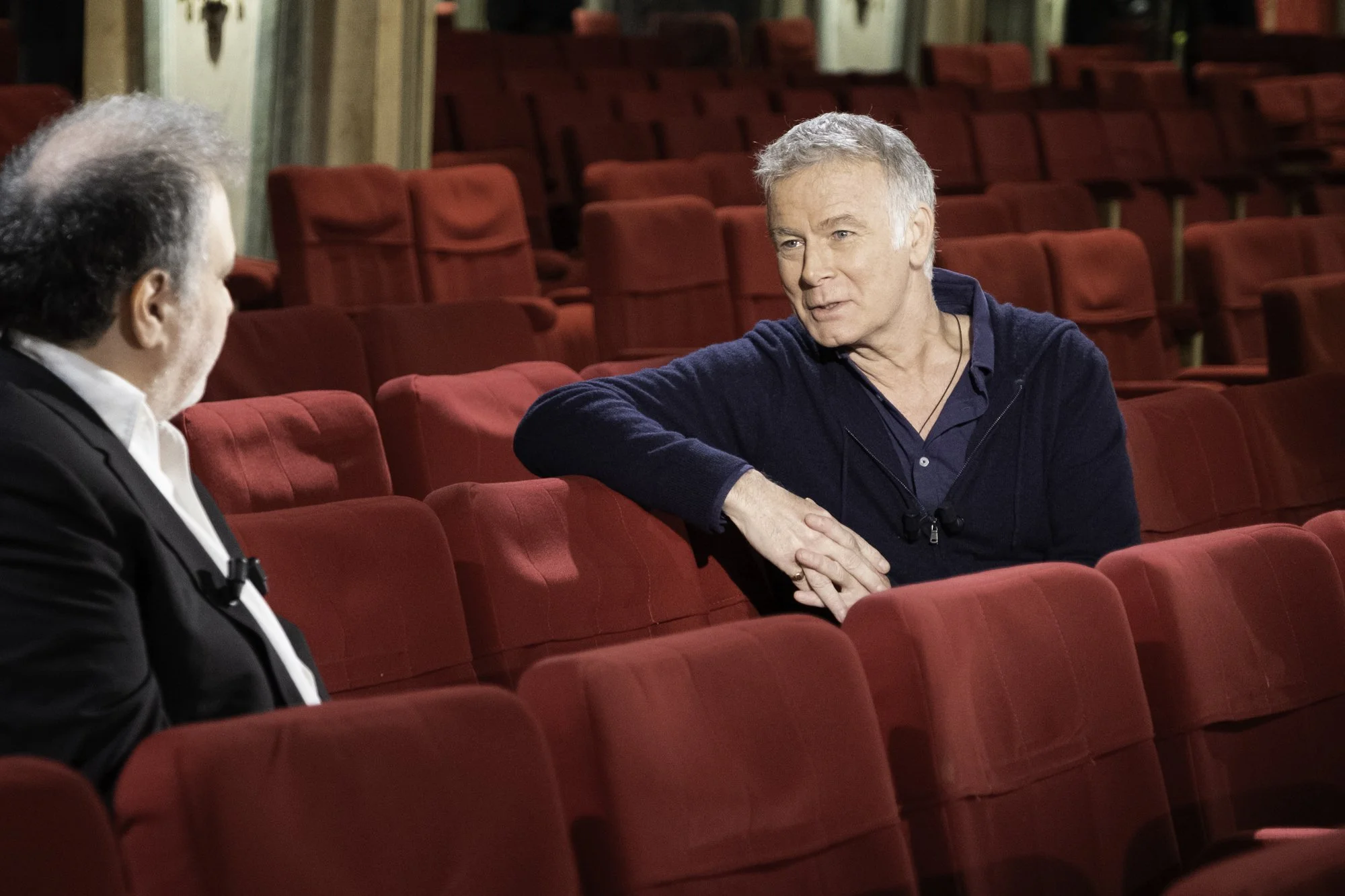 Raphaël Mezrahi Humoriste L'Humour de sa vie C8 émission de télé Backsatge Making-Of Paris Perpignan Musée Grévin Coulisses Franck Dubosc Humoriste