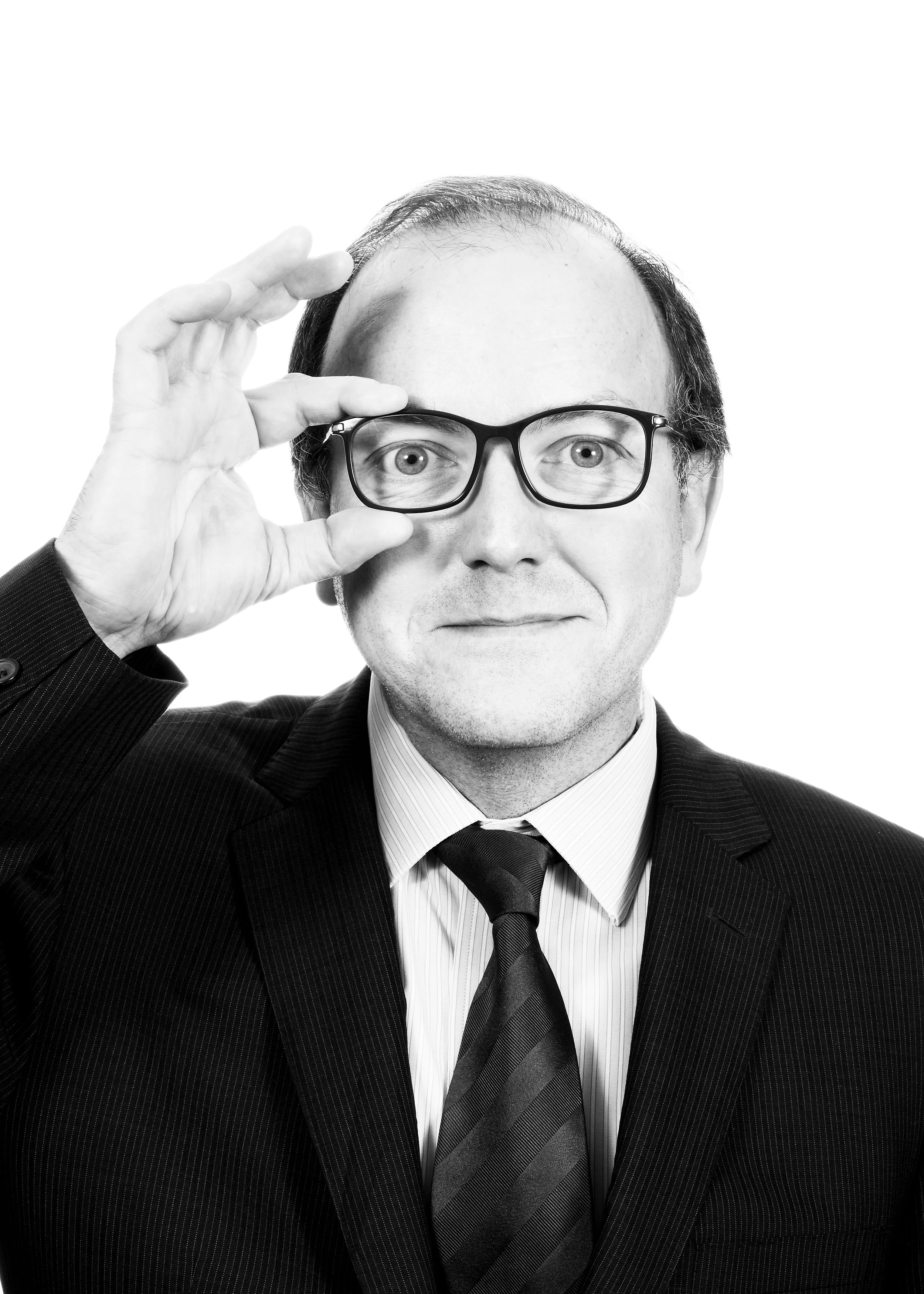 Portrait Professionnel Paris Expert-Comptable N&B Paris Perpignan France ; Portrait Professionnel; Paris; Perpignan; Montpellier; France; Sud; Photo; Qualité; Juliette Jem; Avocat; Droit; Toulouse; Entreprise; Professionnel; Narbonne; Méditerranée; P