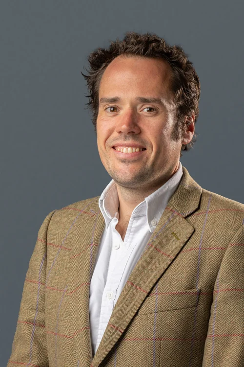 Dr Russ Wakeham