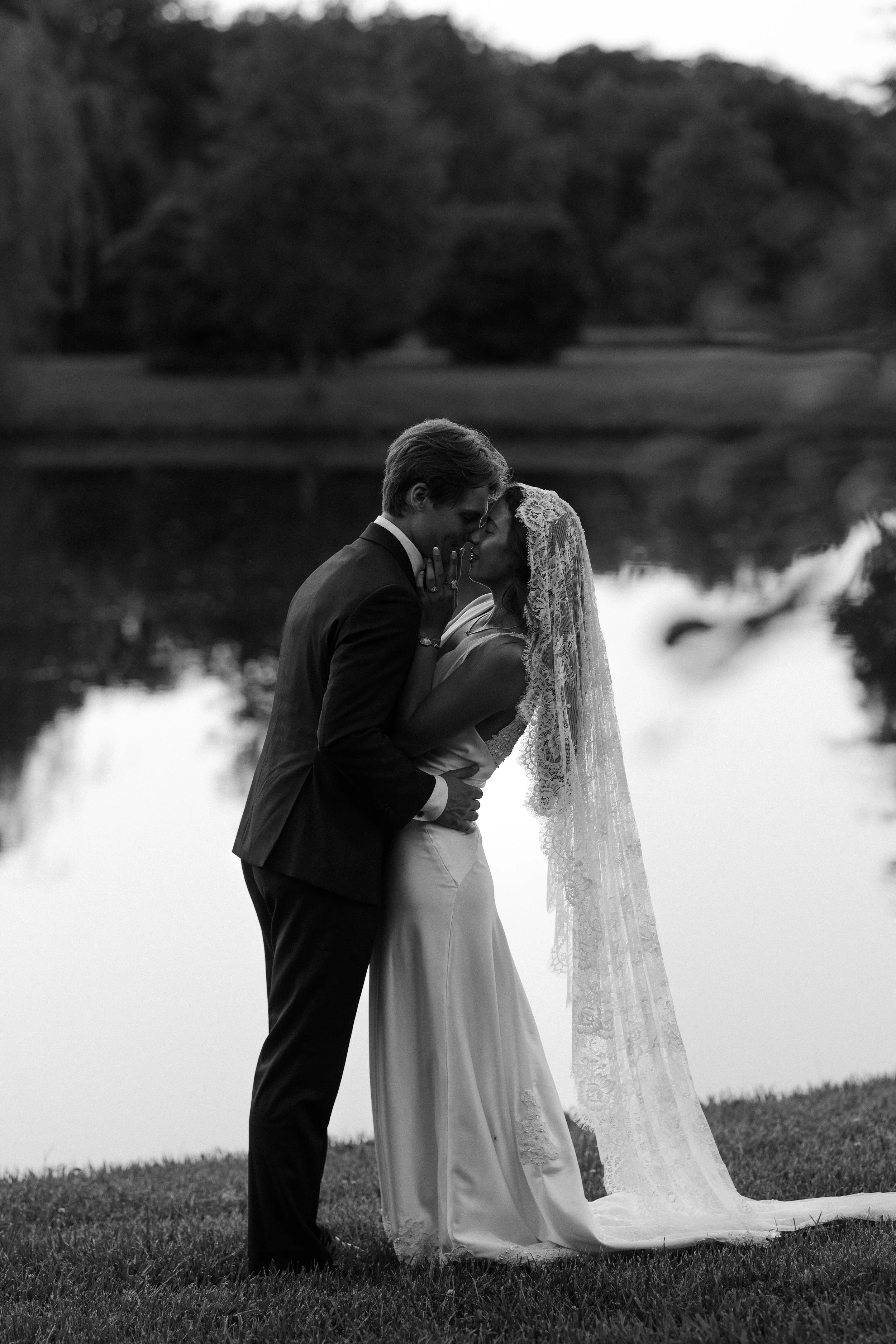 Victoria and Carter - previews-7336.jpg
