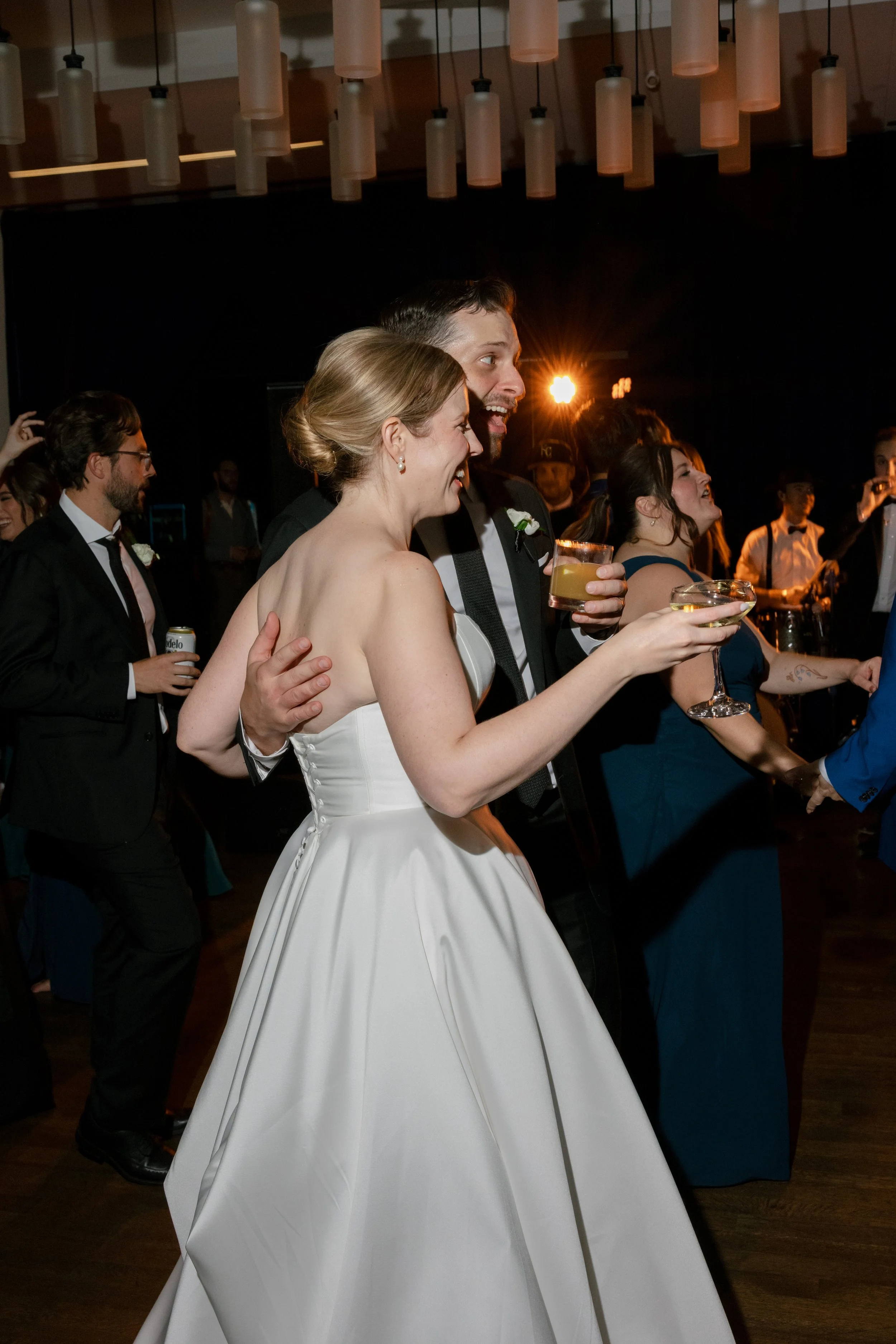 Kansas City Wedding Hotel KC108.jpg