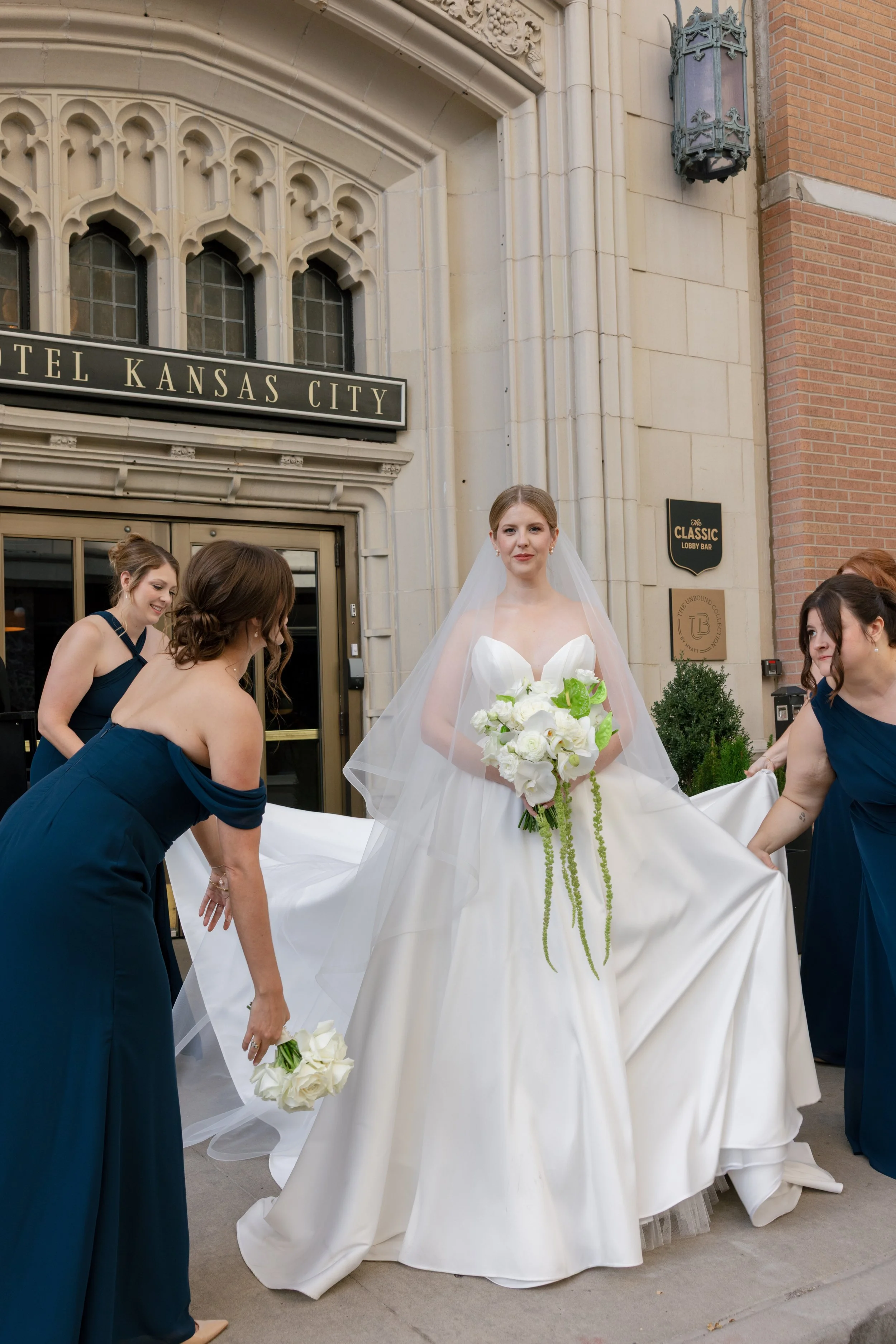 Kansas City Wedding Hotel KC33.jpg