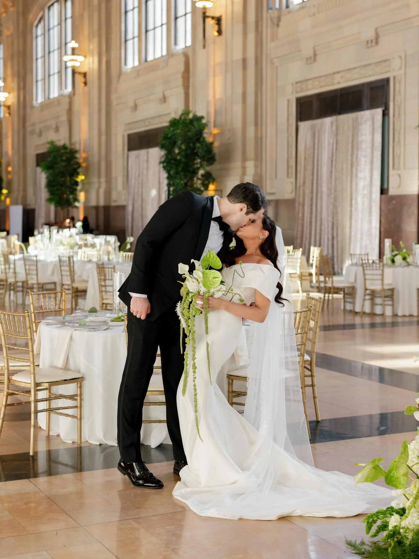 Courtney and Brian on film and digital&hellip; mostly film🤍

Vendors:
@therainescollective_ 
@btscollectiveco_ 
@taylordfilmco_kc 
@quest_events 
@designs_by.p 
@yourstrulyeventrentals 
@rpartistrykc 
@hairbyezoza 
@thecottagerose 
@lostwaxband 
@kc