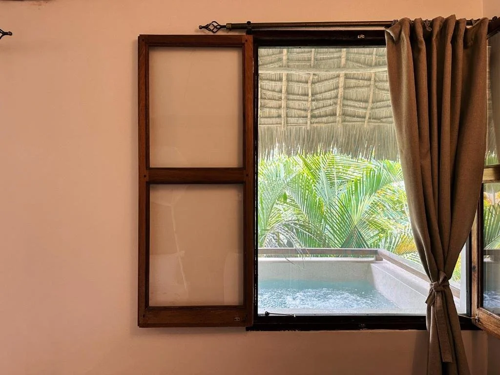 maisha nungwi room window.jpg
