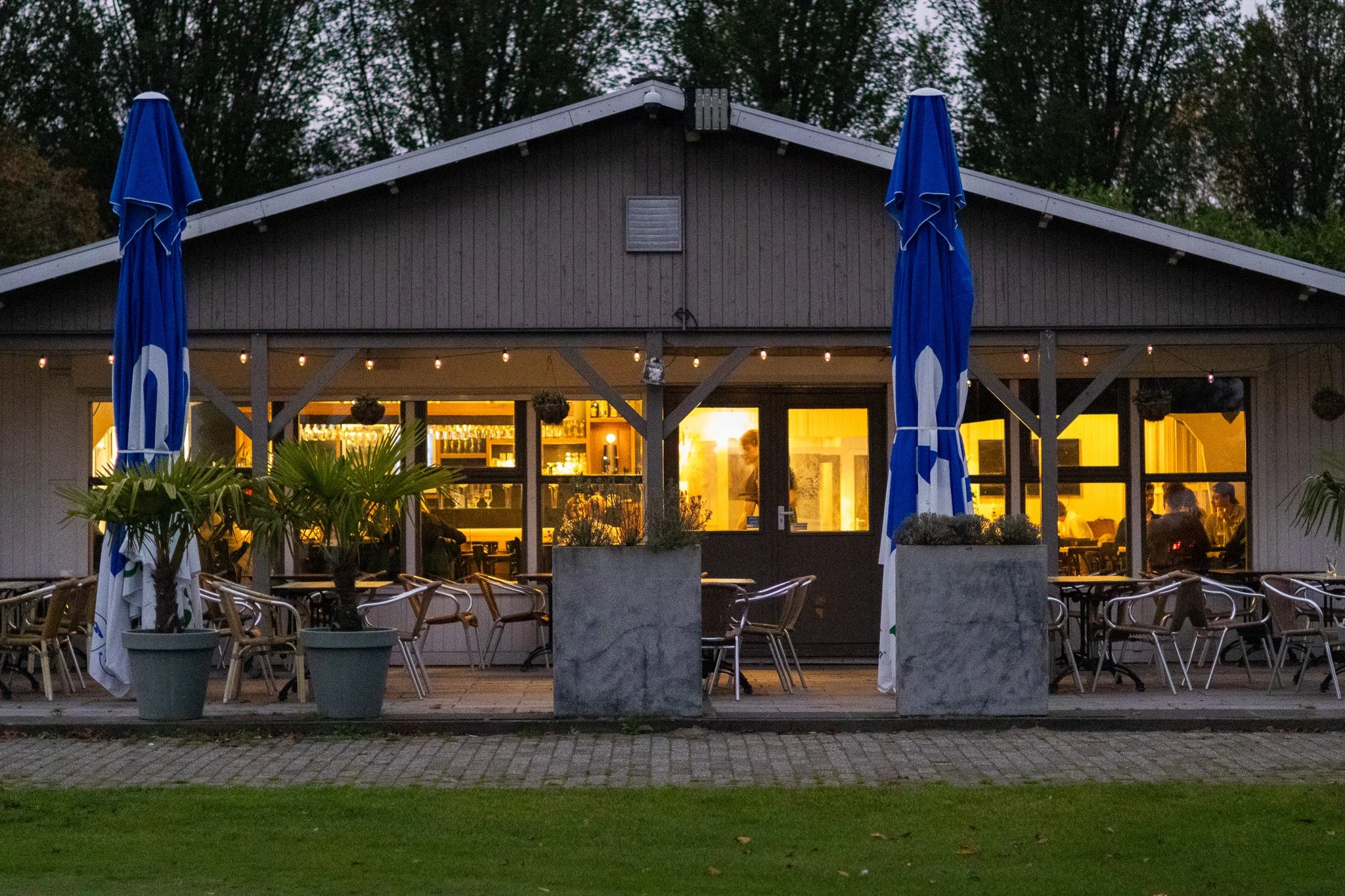 Kom gezellig binnen dineren bij Landwater π½οΈπ·
#restaurant #amsterdam #landwater #diner