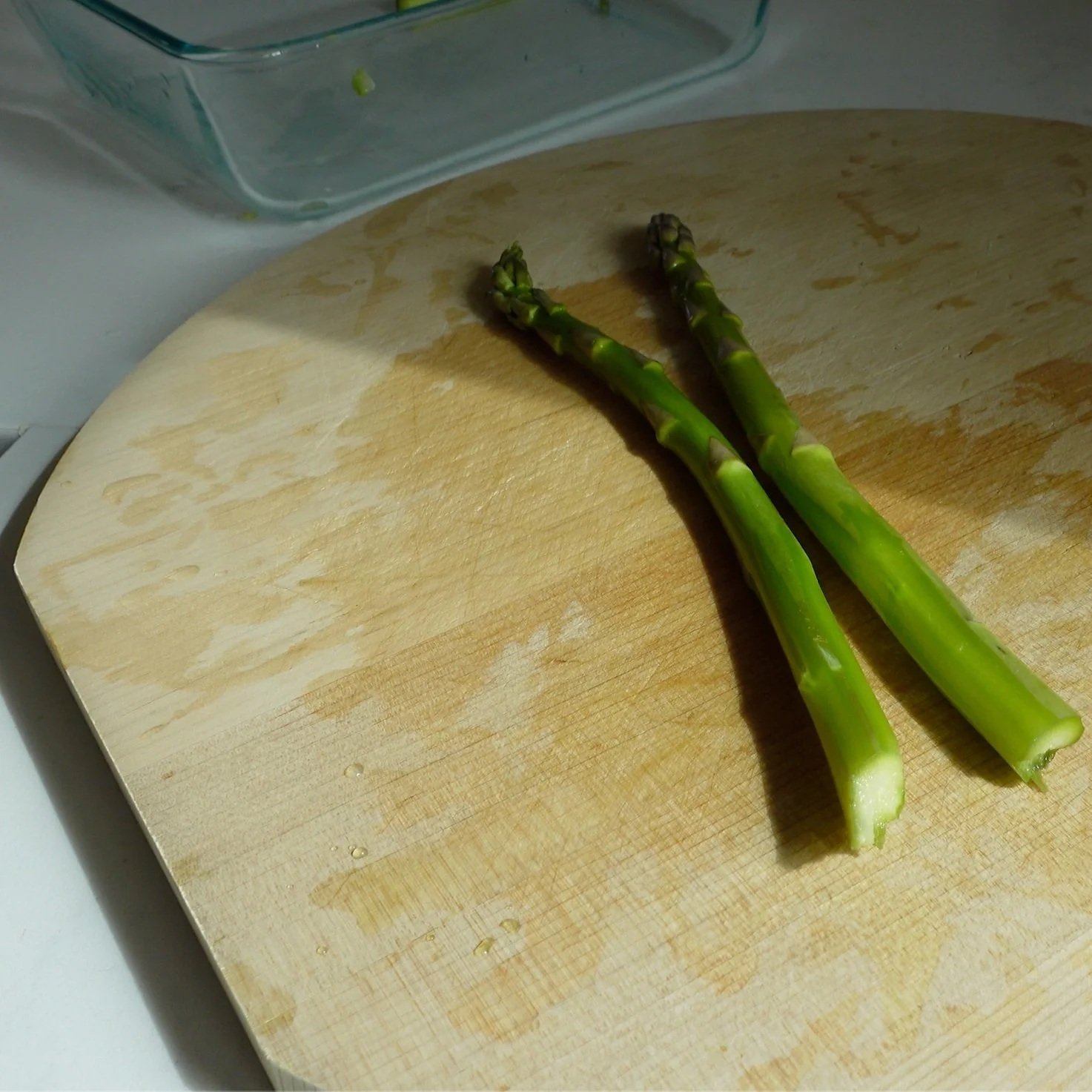 cutting%2Bboard-asparagus.jpg
