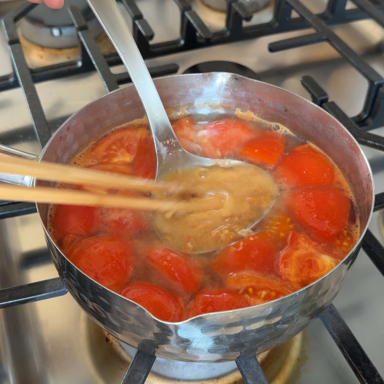 tomato+egg+drop+miso+soup4.png