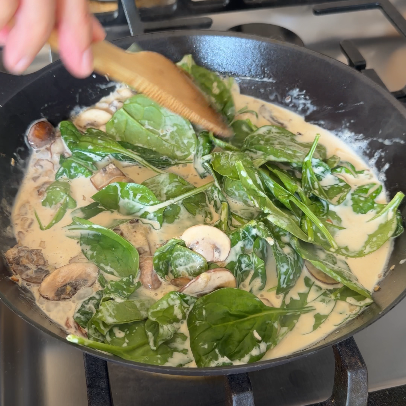 creamy+miso+mushroom+pasta2.png
