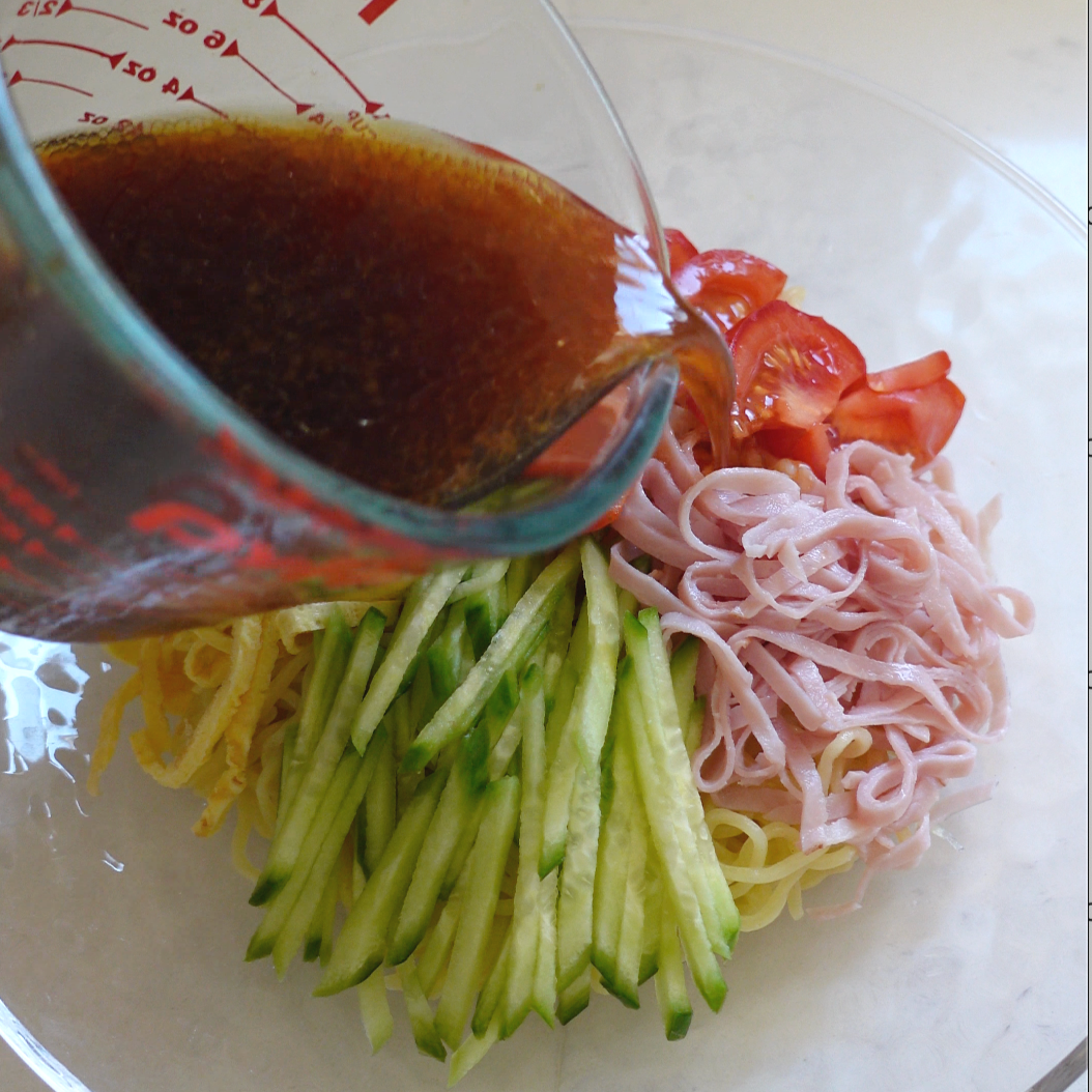 Hiyashi+chuka+recipe+easy.png