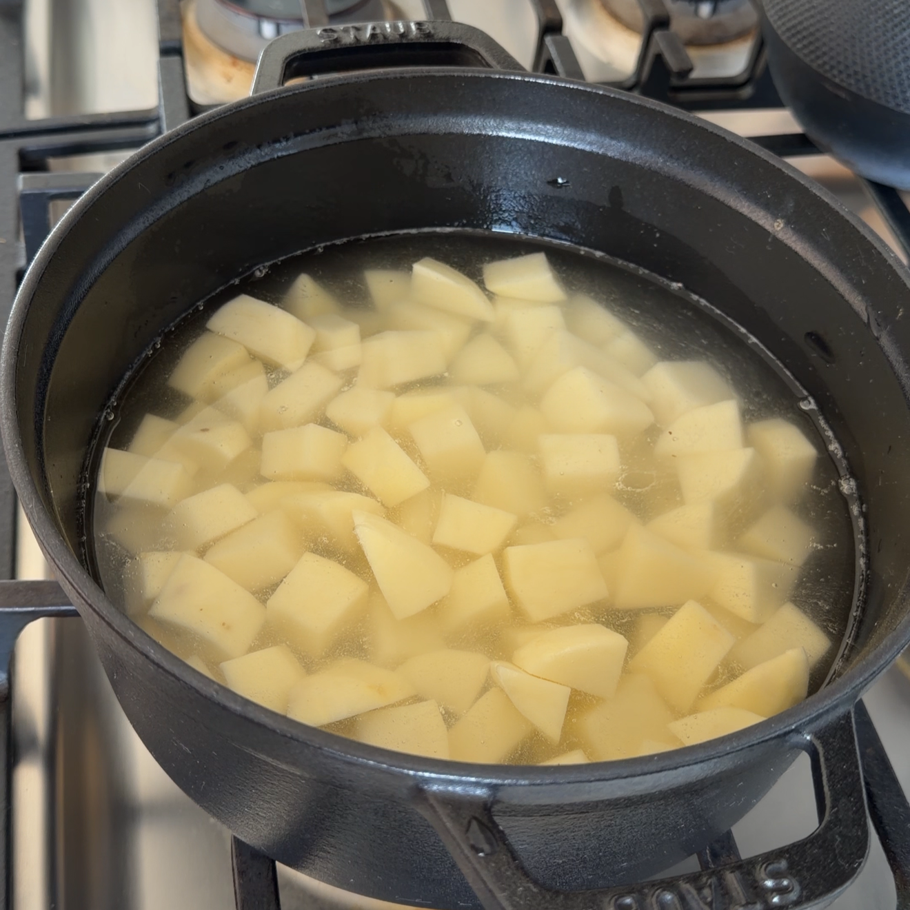 Boiling potato