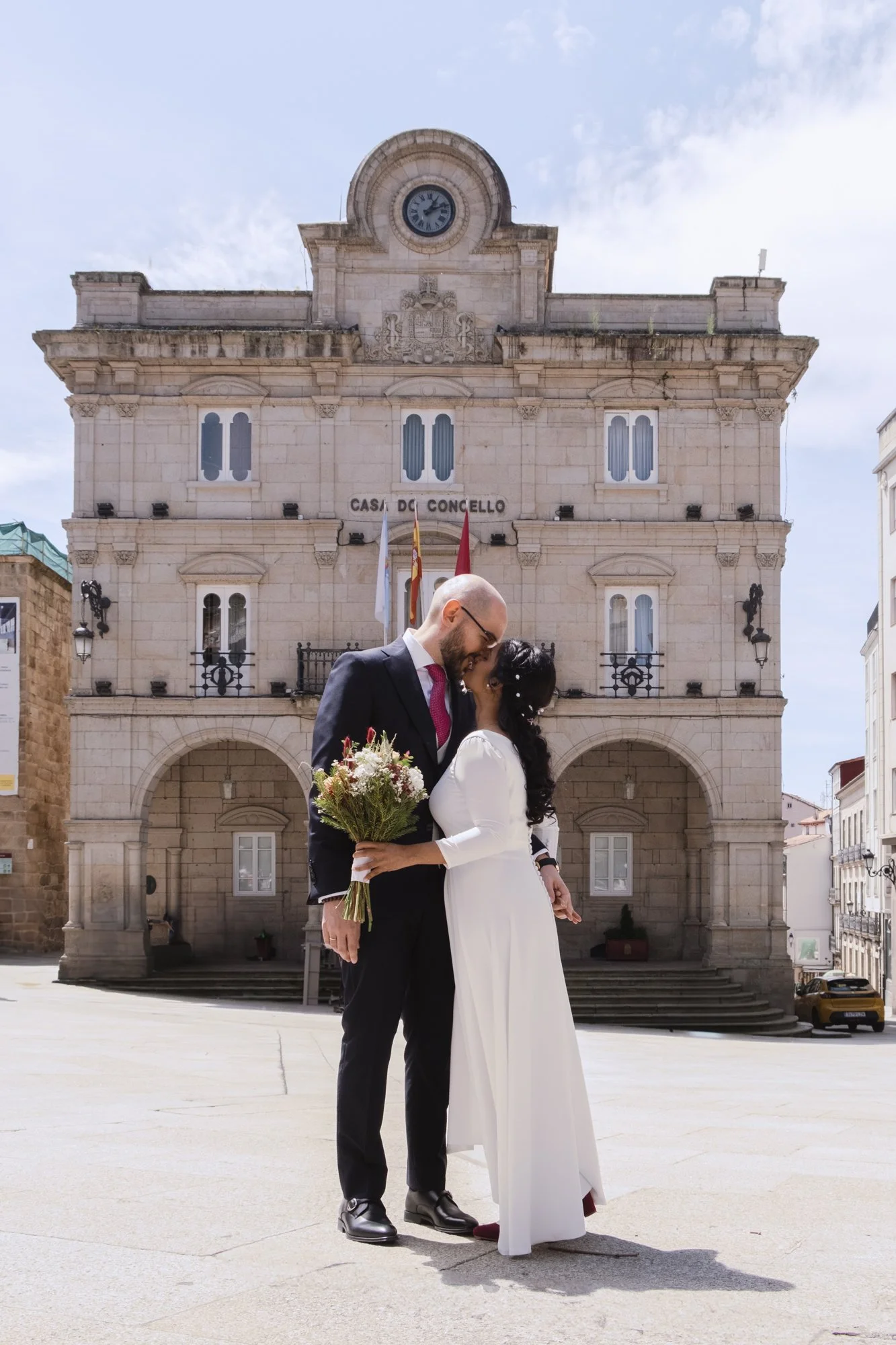Boda civil en Casa do Concello, Ourense, Galicia