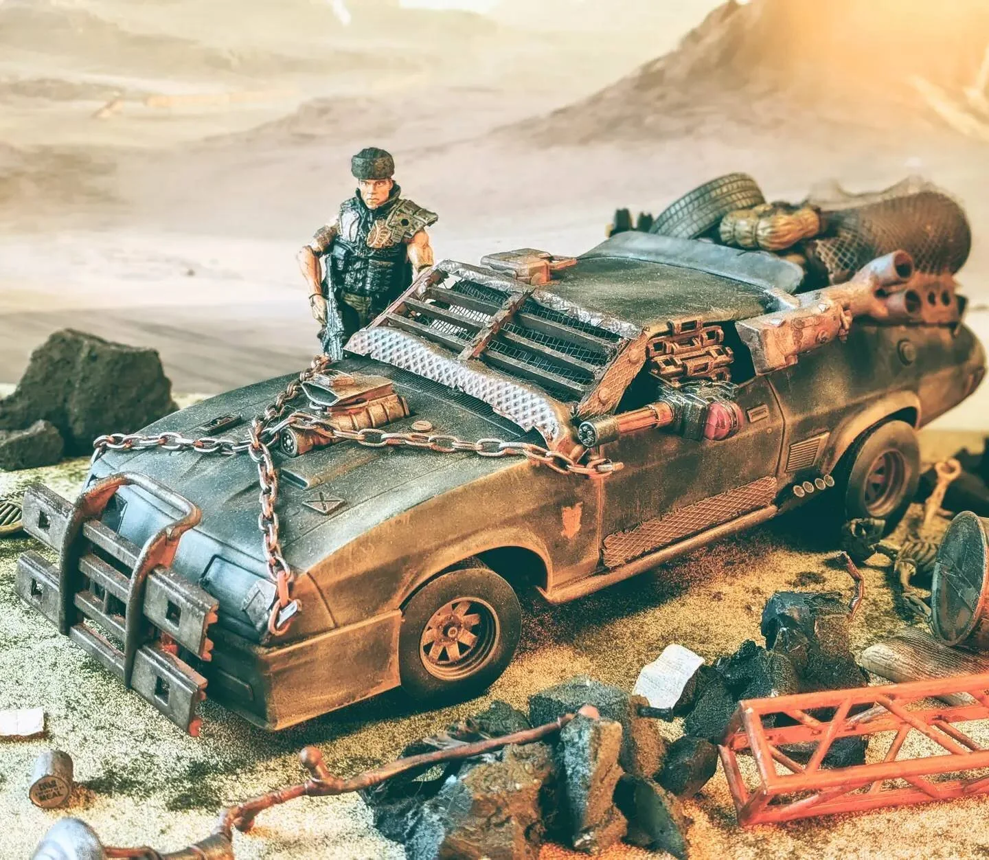 Mr. Rockatanksy's wild ride.
.
.
.
.
.
.
.
#postapocalyptic #customactionfigures #toyphotography #toypiccommunity #postapocalypse #actionfigures #actionfigurephotography #zombie #118scale #one18thtoylove #gijoe #zombielab #375inch #diorama #fallout #