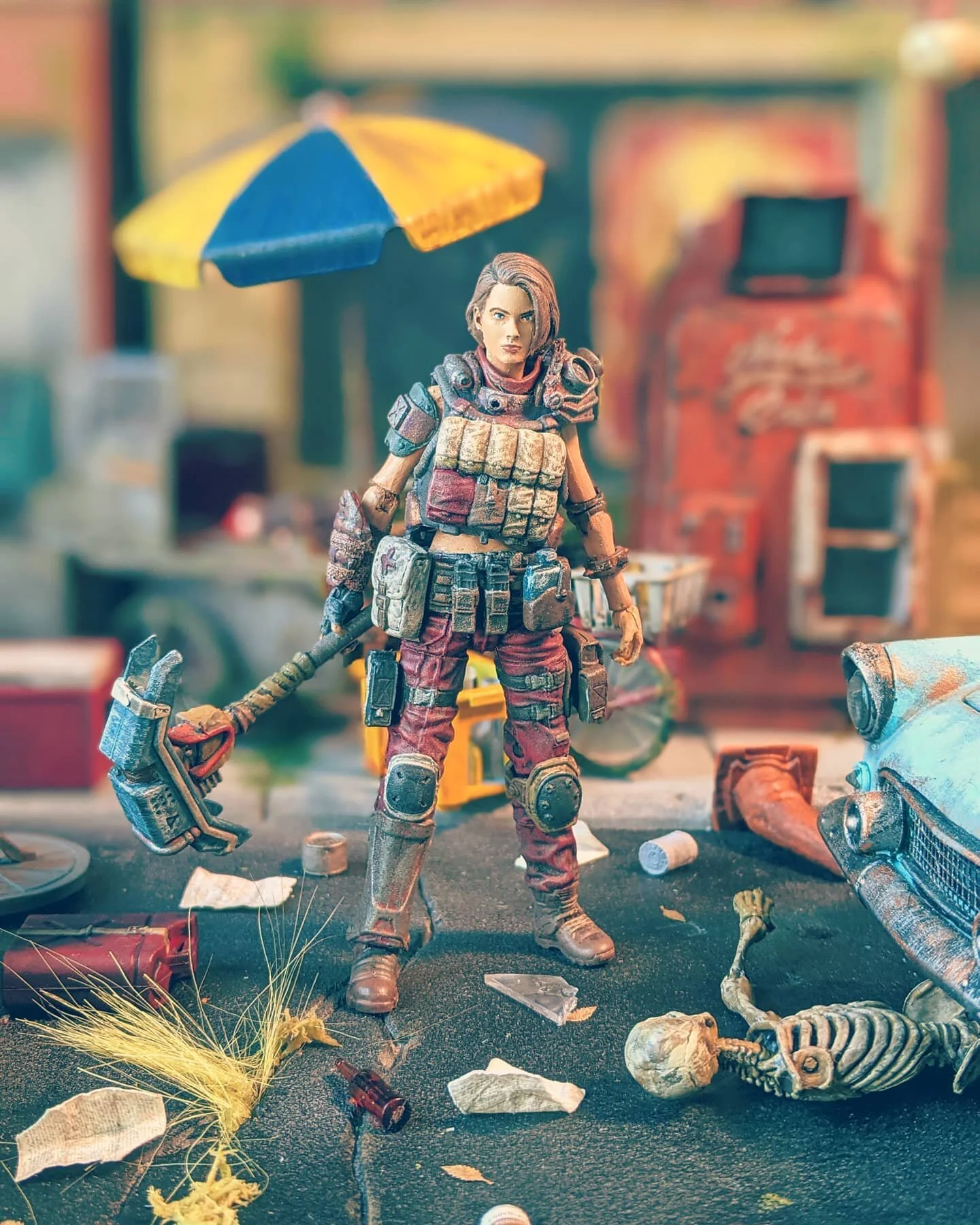 Hammer time.
.
.
.
.
.
.
.
.
.
.
.
.
#postapocalyptic #customactionfigures #toyphotography #toypiccommunity #postapocalypse #actionfigures #actionfigurephotography #zombie #118scale #one18thtoylove #gijoe #zombielab #375inch #diorama #fallout #acidra