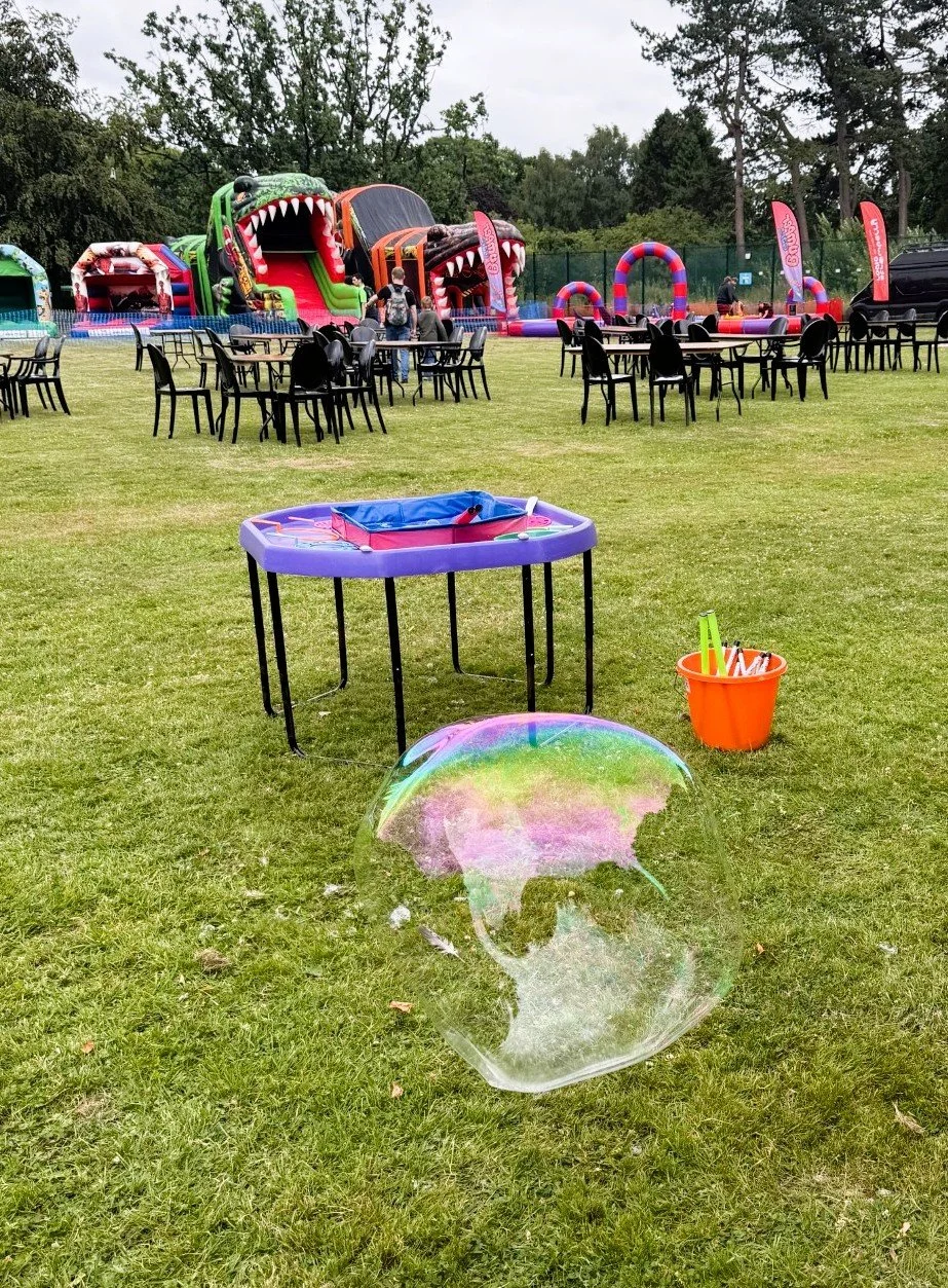 Bubble Entertainer Manchester Stockport Cheshire Giant Bubbles Bubbles for Events