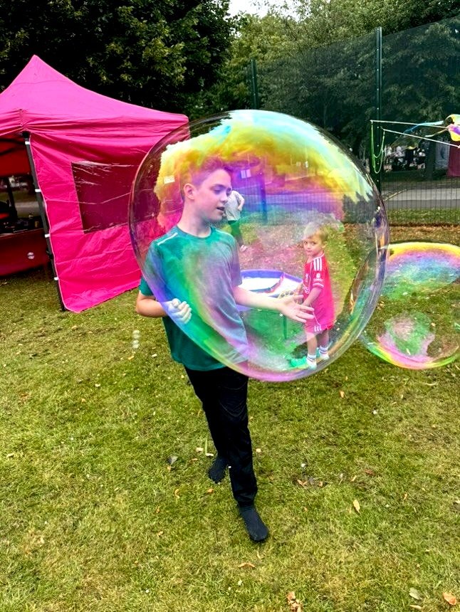 Bubble Entertainers Cheshire Stockport Manchester