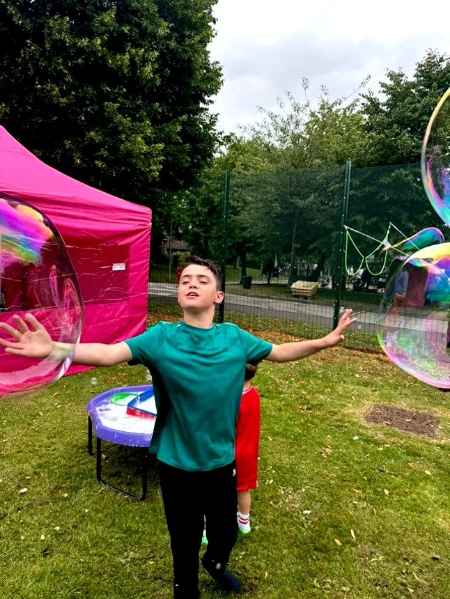 Bubble Entertainers Cheshire Stockport Manchester