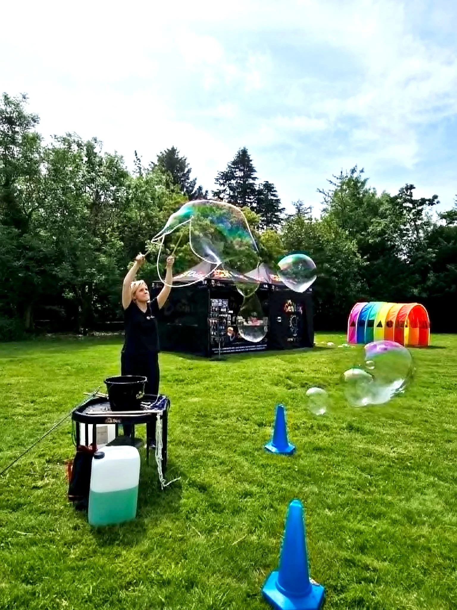 Bubble Entertainer Cheshire Manchester Stockport
