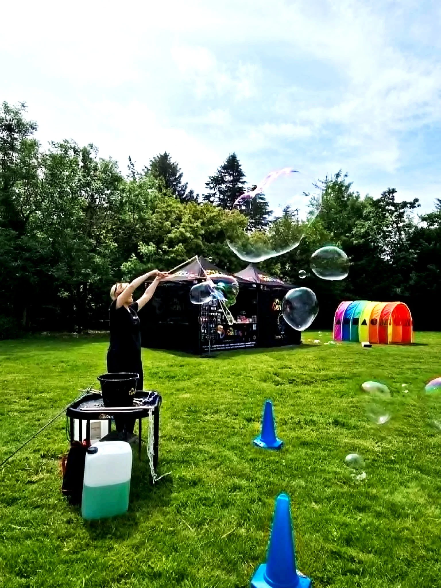 Bubble Entertainer Cheshire Manchester Stockport