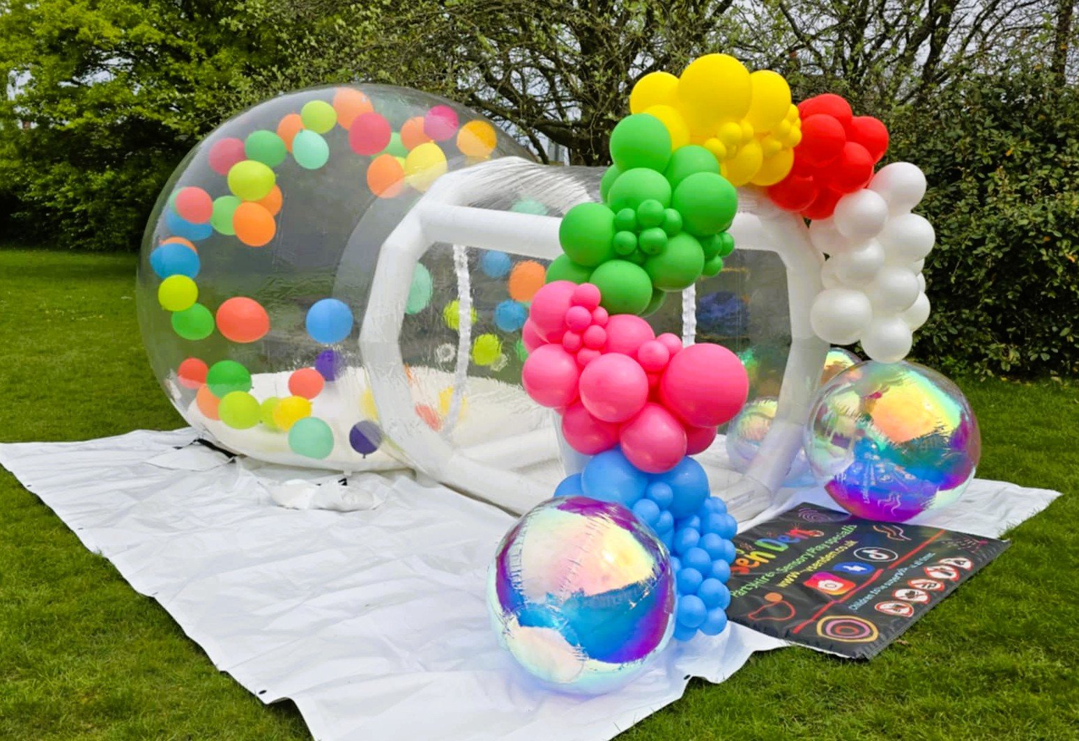 Bubble House Hire with Full Balloon Garland