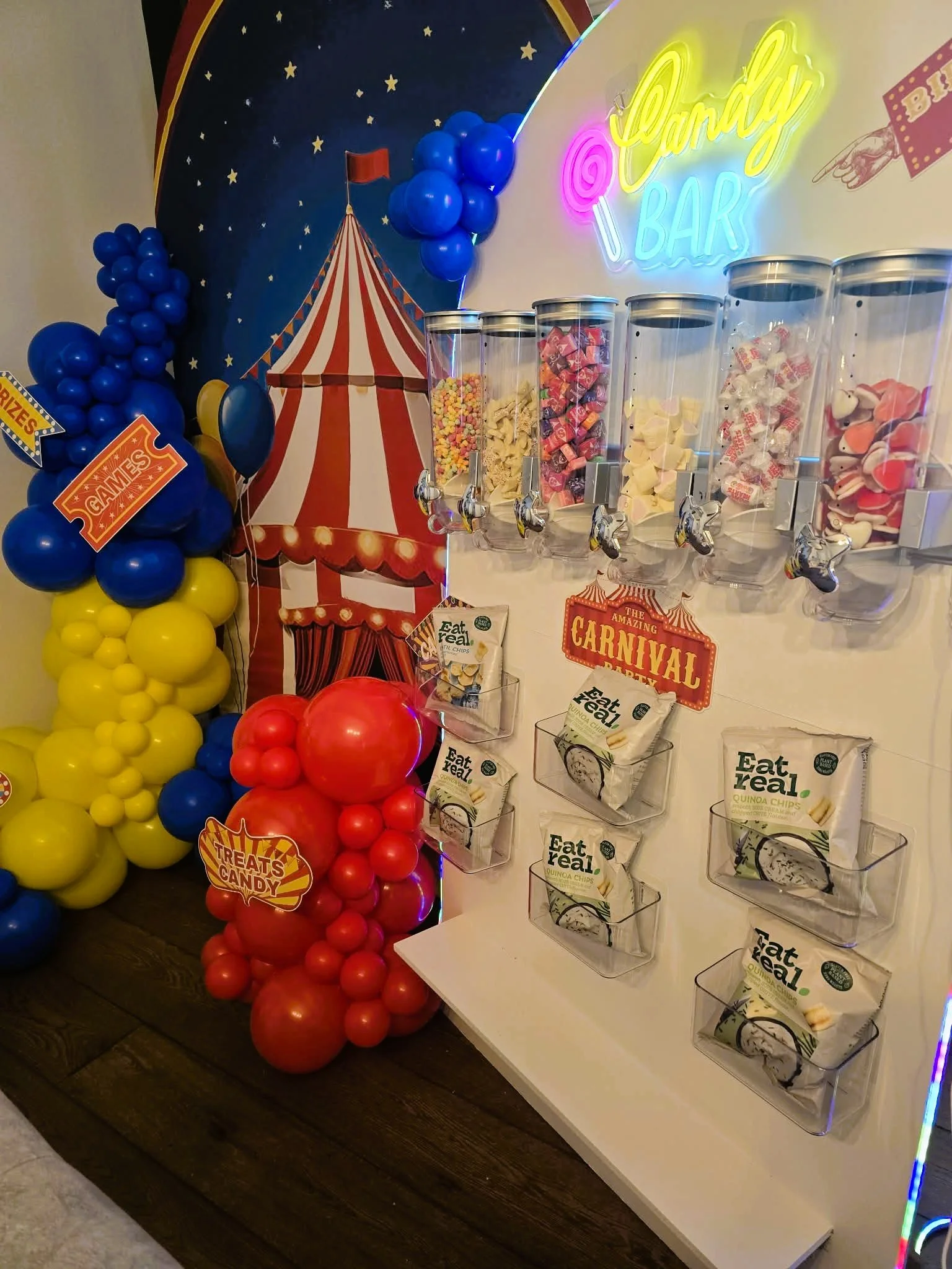 Candy Wall Hire Favour Wall Hire 