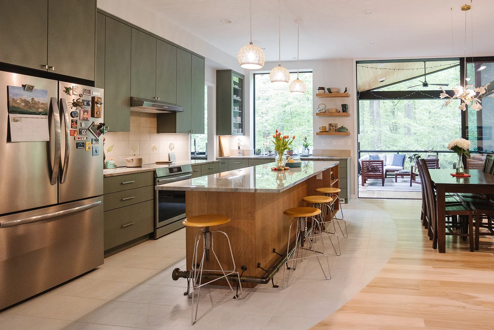 Kitchen 2.jpg