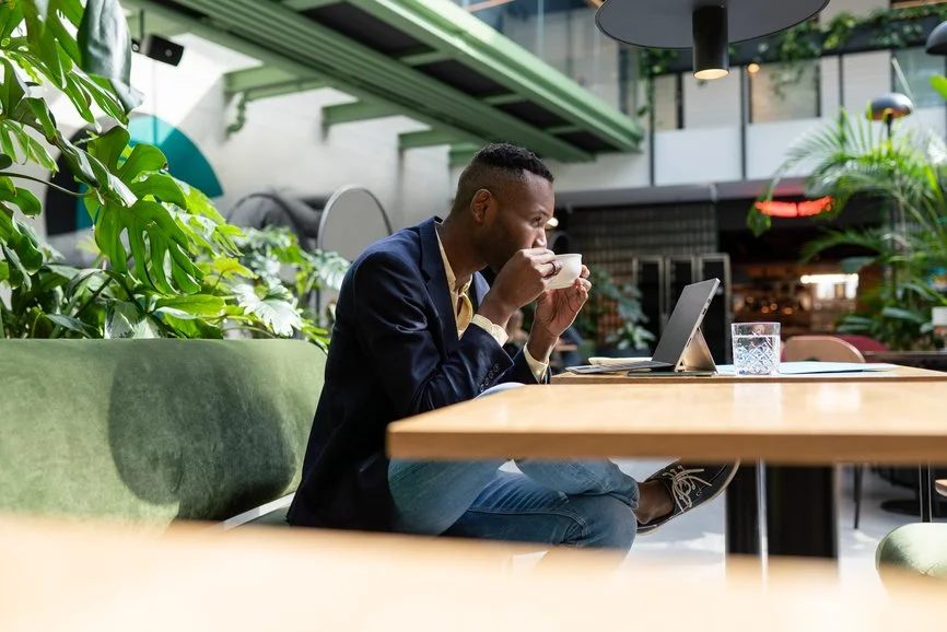 February Job Openings Fall, Hires Lowest Since April 2020