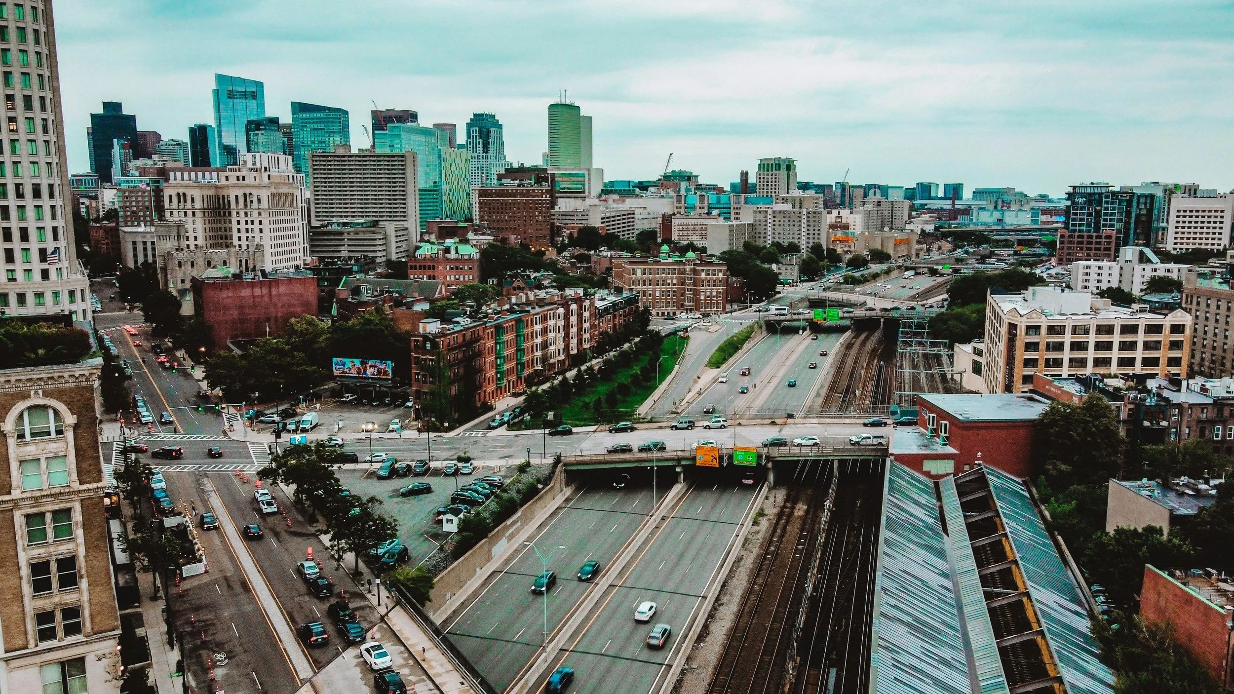 Transport UK and Transdev Announce Joint Venture to Bid for Massachusetts Bay Transportation Authority Passenger Rail Contract