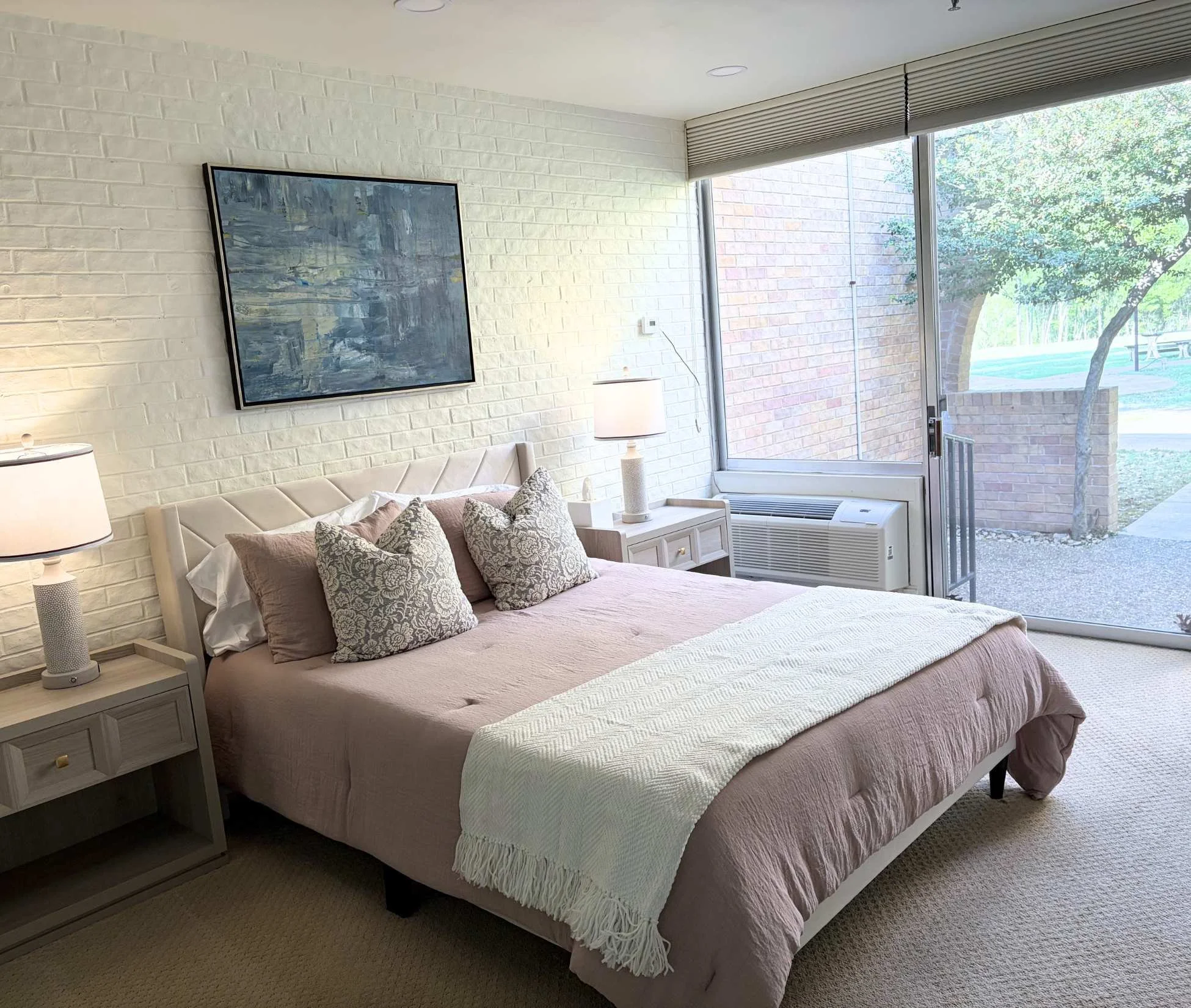 Suite Bedroom
