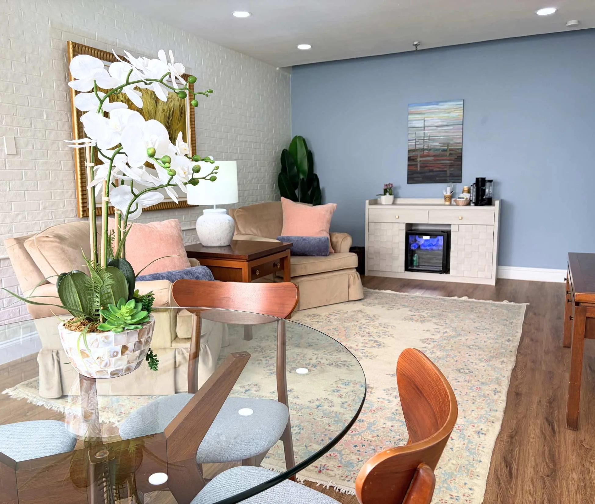 Suite Living Room