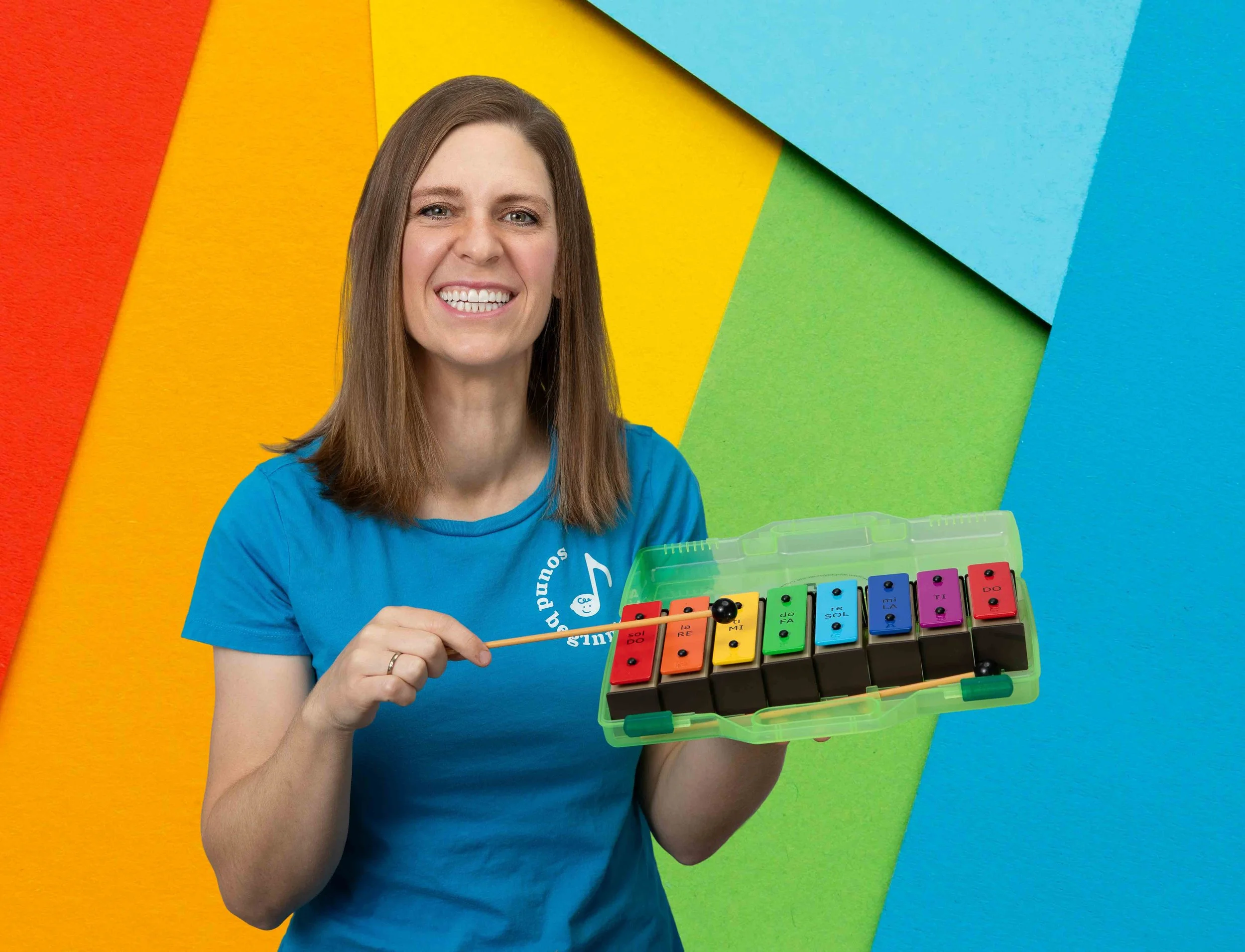 Colorful branding headshots--2.jpg