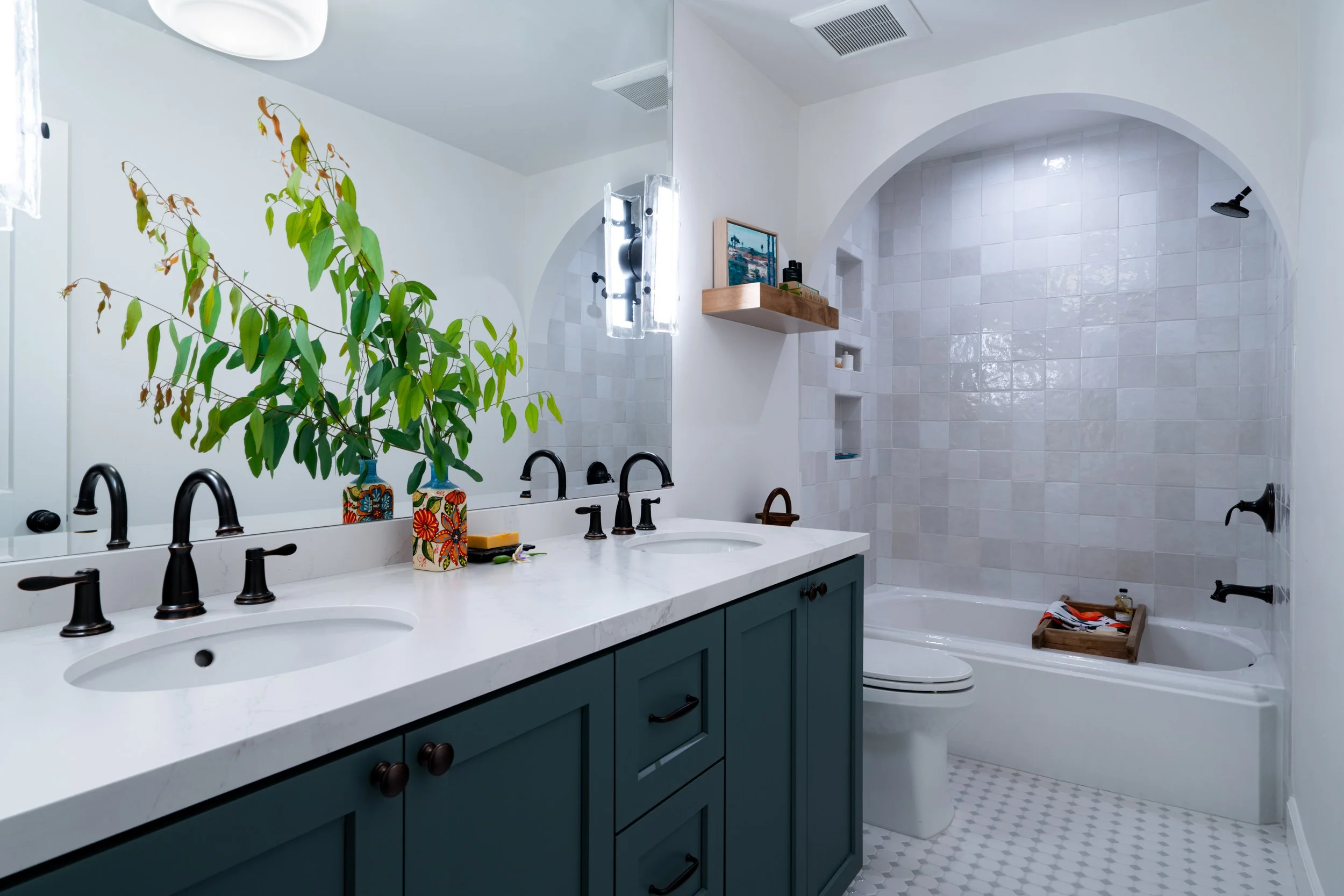 1499_bernita_guest_bath.jpg