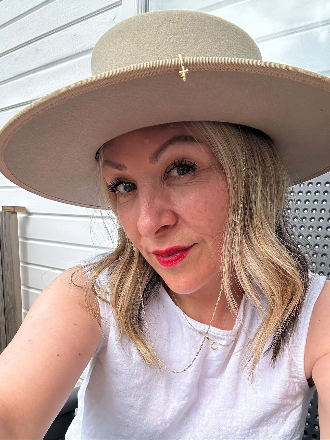 Here&rsquo;s another bunch of our fabulous customer snaps, I love each and every one of you! Thank you again to you all for choosing Shaded and if you&rsquo;re not on this post, you&rsquo;ll be in the next few 🤎🤎🤎 

#shadedthelabel #shadedhat #sha