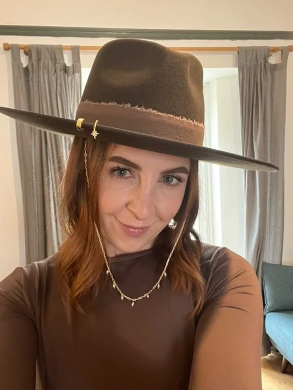 Our gorgeous customer Alice sent these fabulous selfies in and we couldn&rsquo;t resist posting them! Alice came into the shop and we picked out her perfect fit! 

She went for the Harlyn with its Luna Star Charm, as well as a secondary Curve Charm a