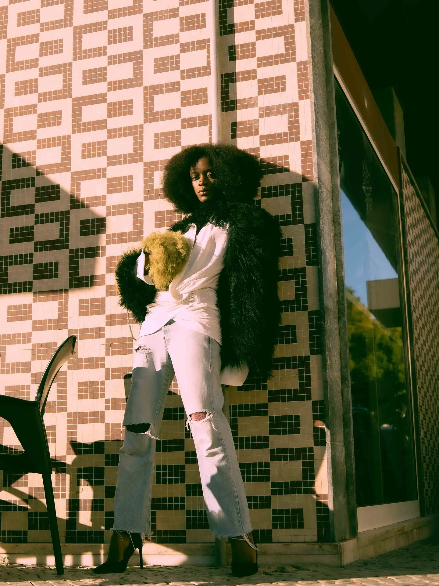 Obsesssssed with how everything in this photoshoot turned out, it actually REPRESENTS how you feel wearing these incredible pieces!! Who&rsquo;s with me?! Those who have tried on our Mongolian fur sleeves or have them will know! 🙋&zwj;♀️🤭 

#shaded