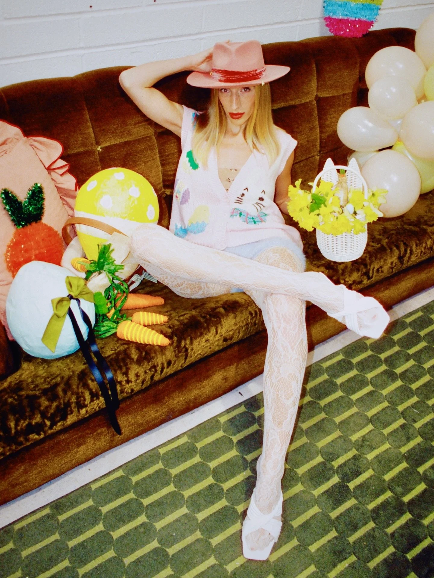 We&rsquo;ve now launched our bestselling Hendra Design in our smallest size yet, this design is size 55cm and below. This is quite possibly our prettiest style yet, in the most perfect peachy pink shade of pure Merino wool 🎀

Our Hendra Pink Fedora 