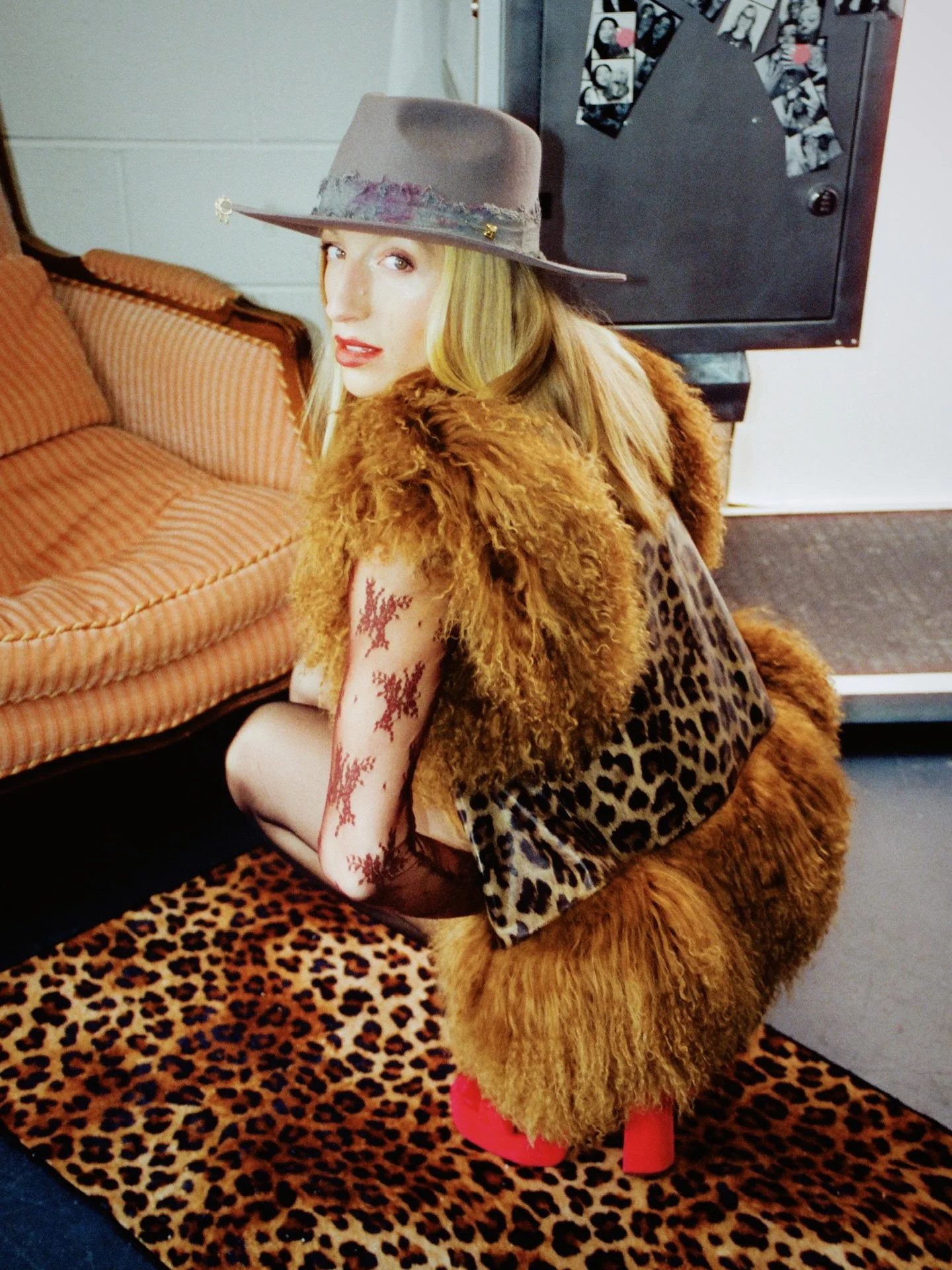 Say hello to Prowl 🐆🐆 Our Prowl Leopard Print Leather &amp; Caramel Brown Mongolian Fur Gilet is crafted from 100% premium natural materials, Salted Caramel Mongolian Sheepskin and the softest Leopard Printed Leather.

This Shaded product is all na