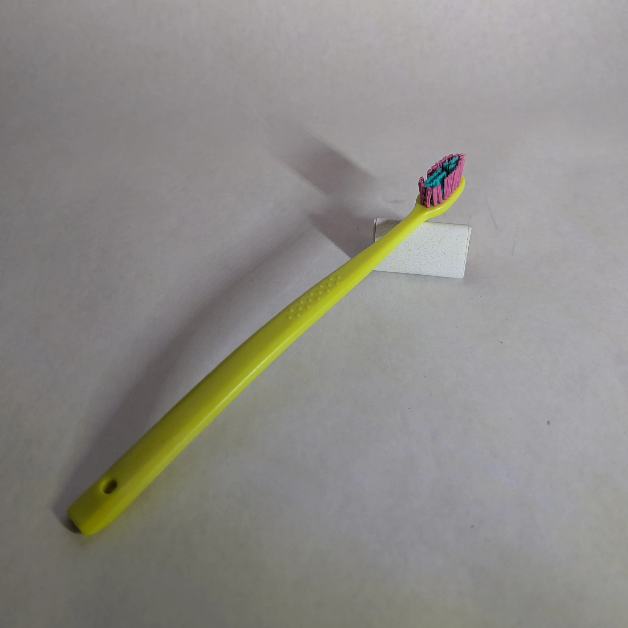 Brush-Yellow-Diag.jpg