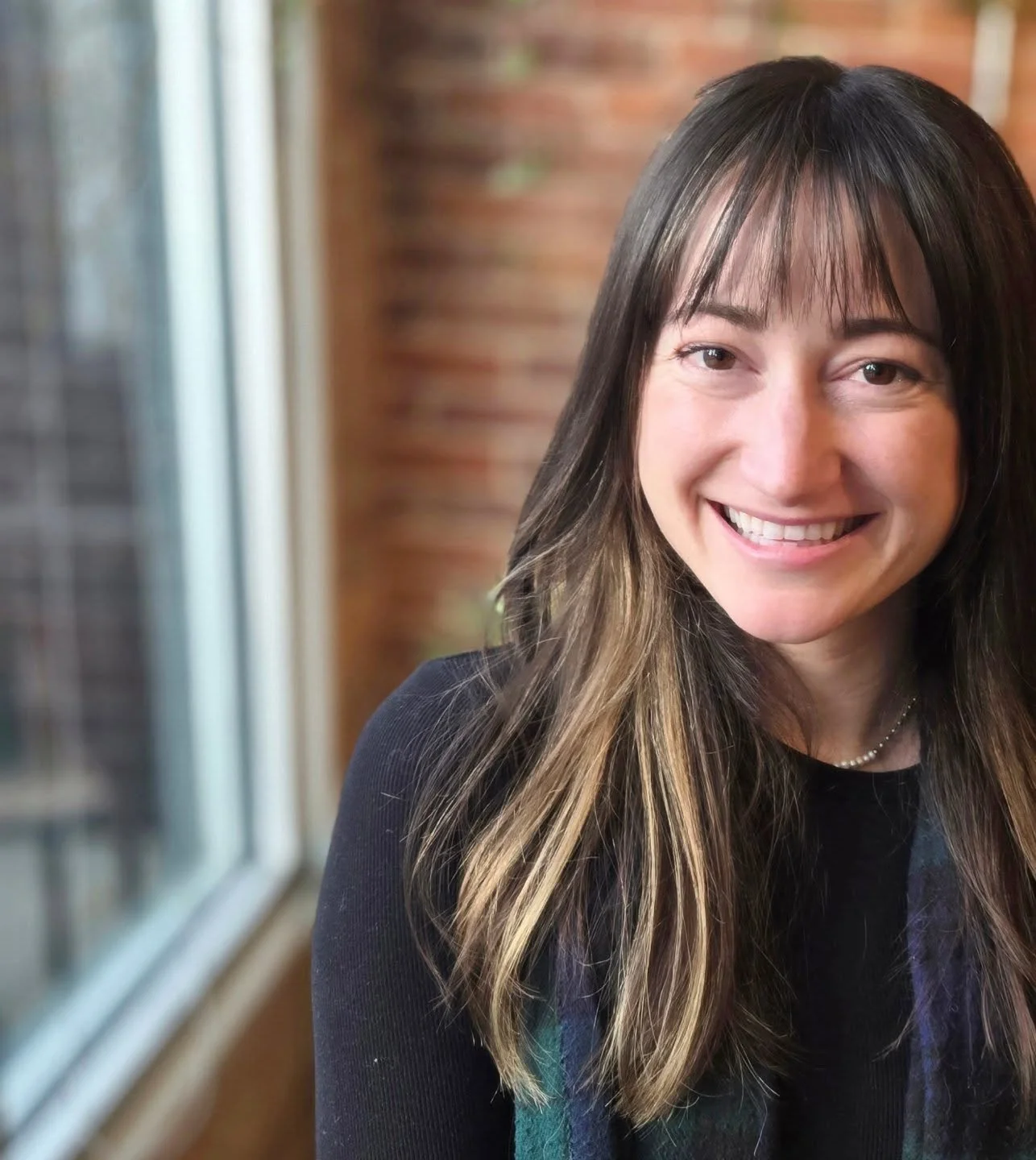 A little peakabo for this happy client!