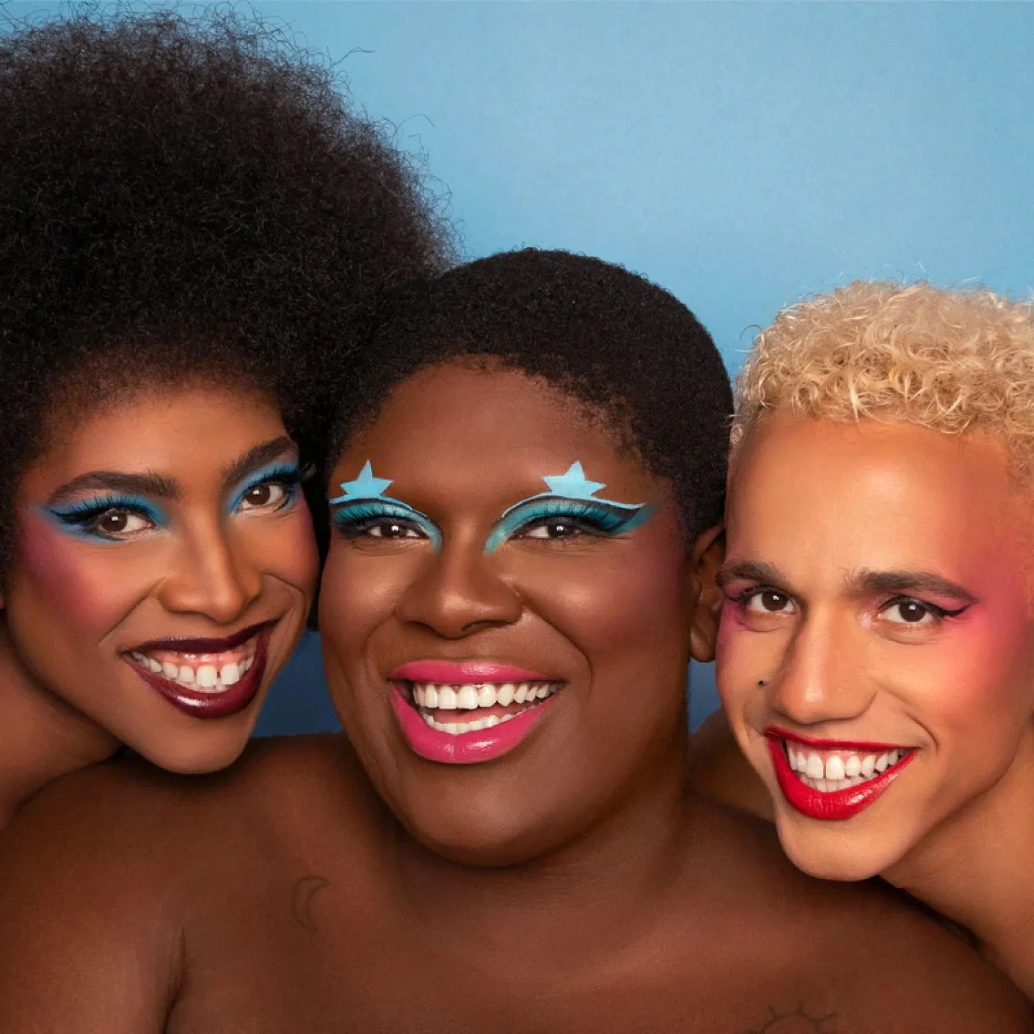 Mintty Makeup-EmpowerMintt Prideshadow-Famm.jpg