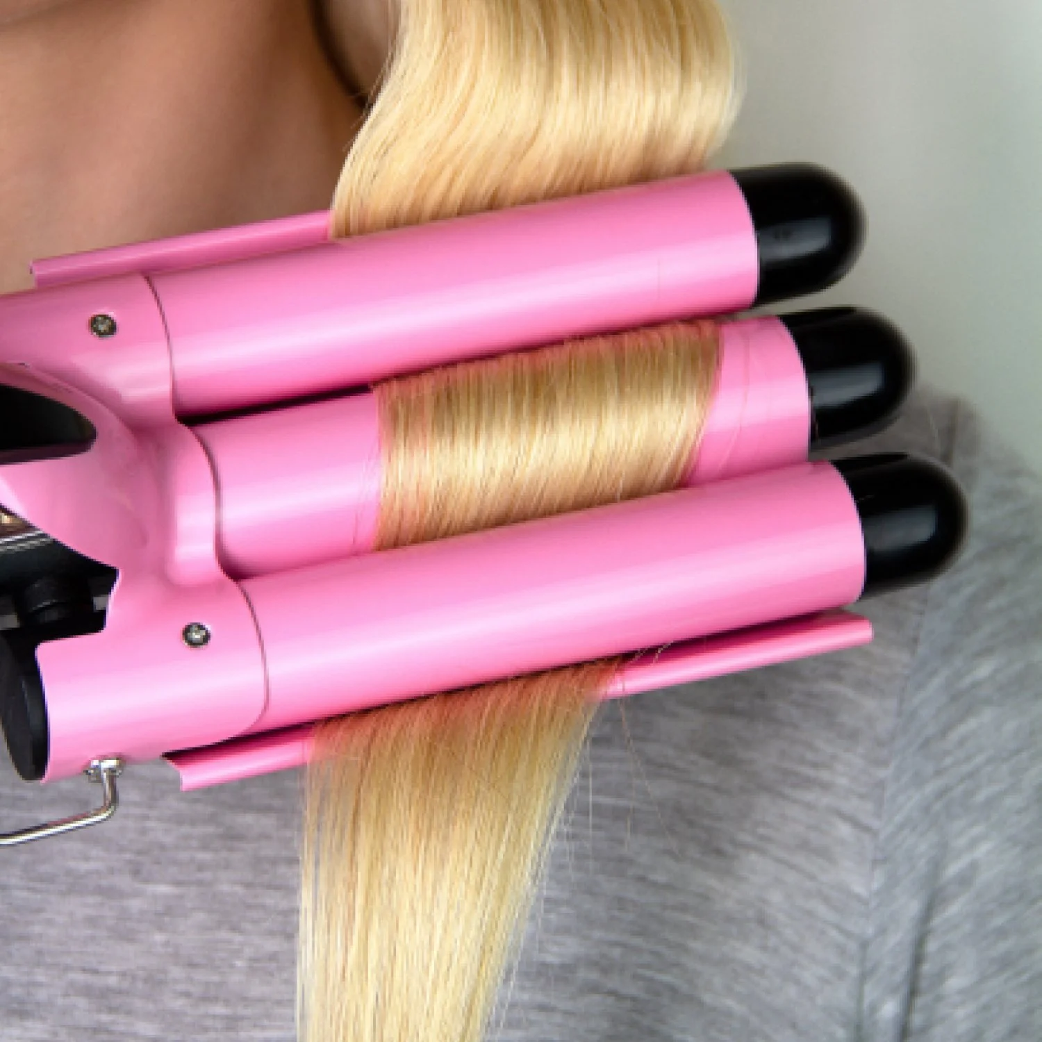 Trademark Beauty-Babe Waves Original-Famm.jpg