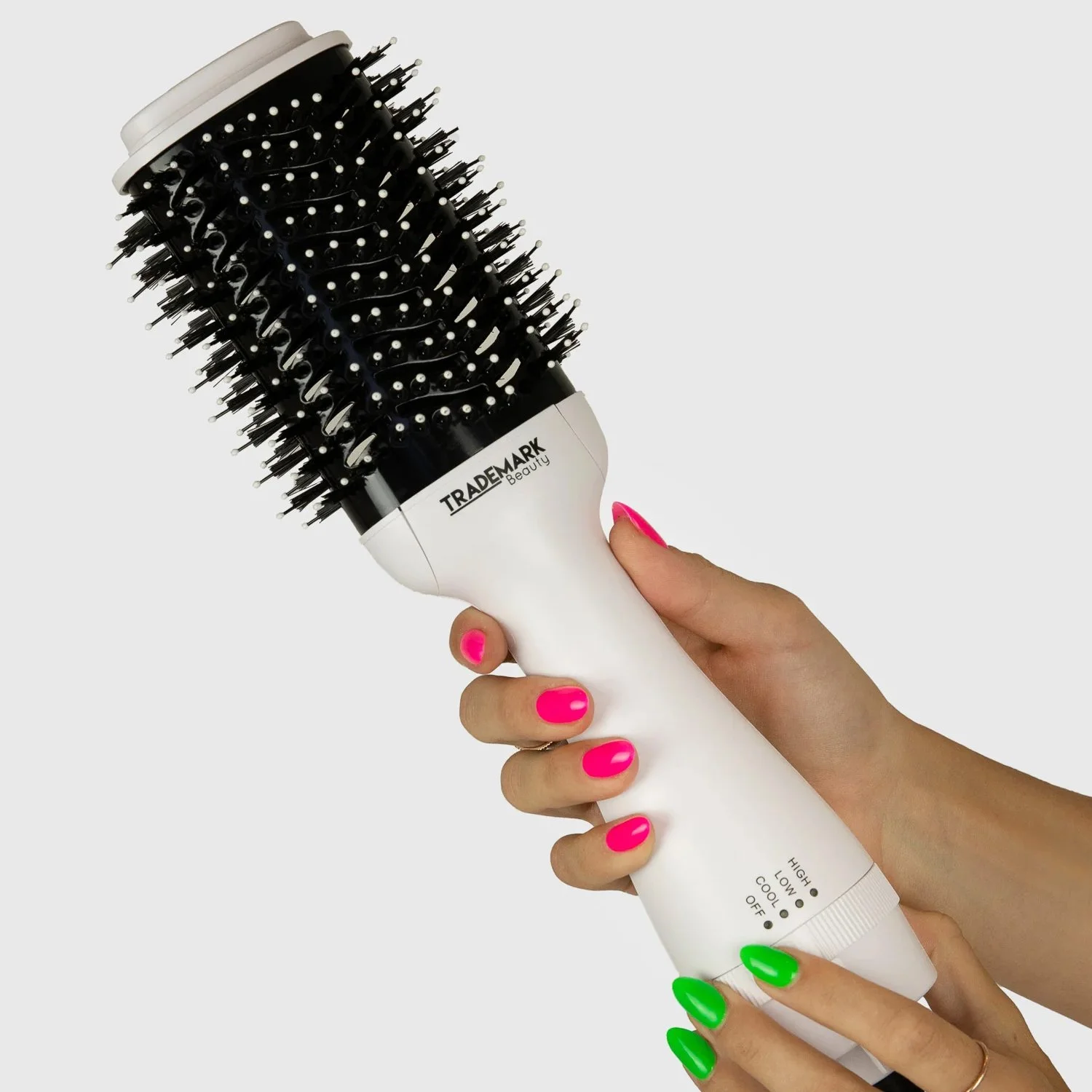 Trademark Beauty-Easy Blo Brush-Famm.jpg