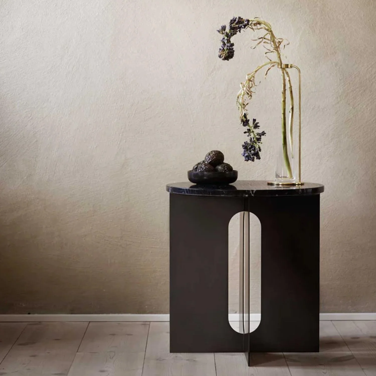 Trnk-Androgyne Side Table-Famm.jpg