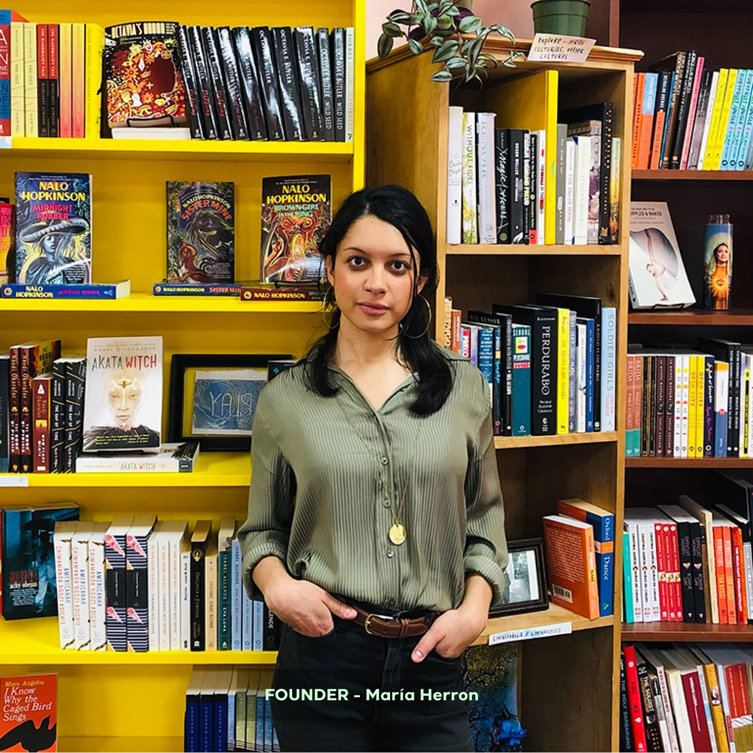 Mil Mundos Books-Founder-María Herron-Famm.jpg