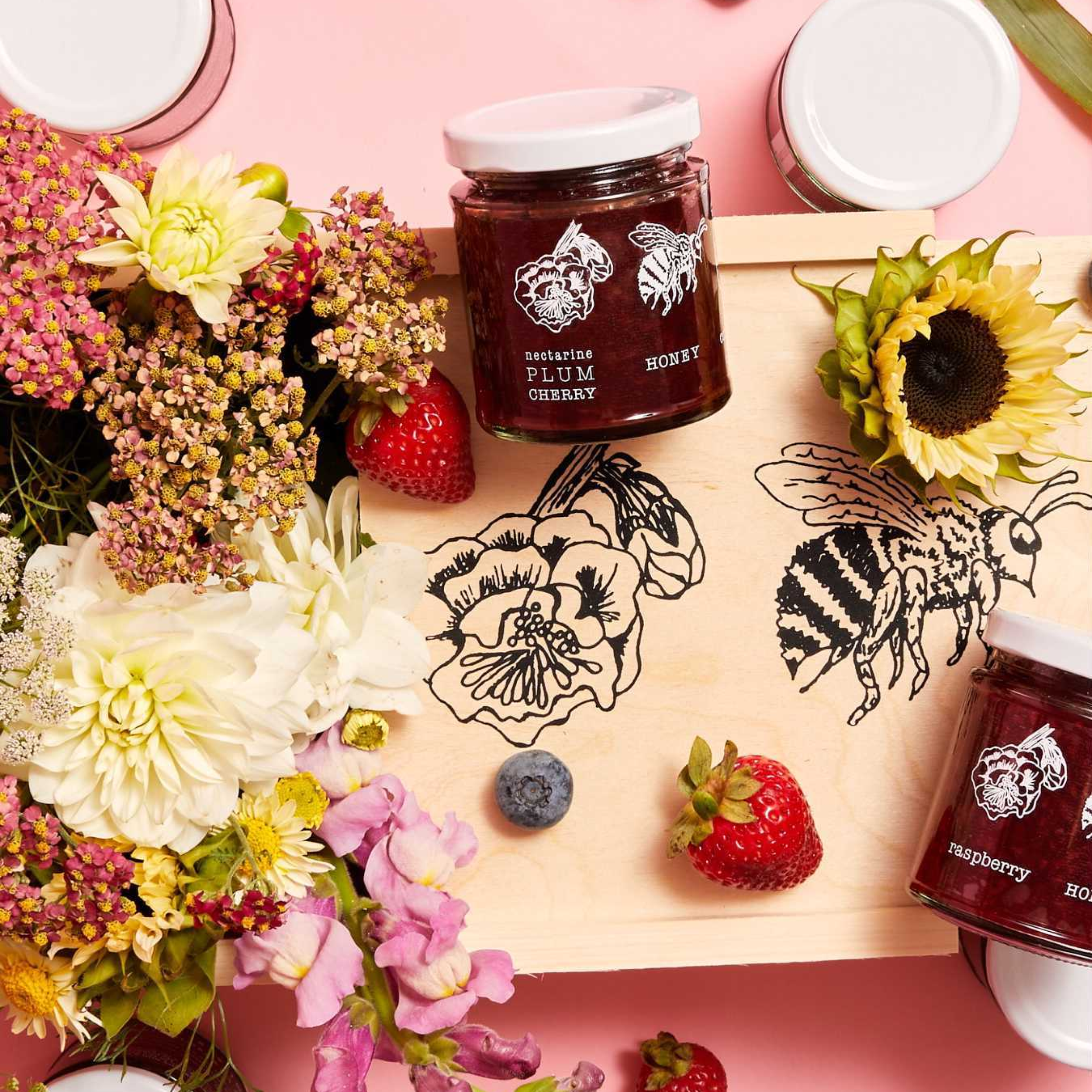 V Smiley-Product 2-Famm@2x.png