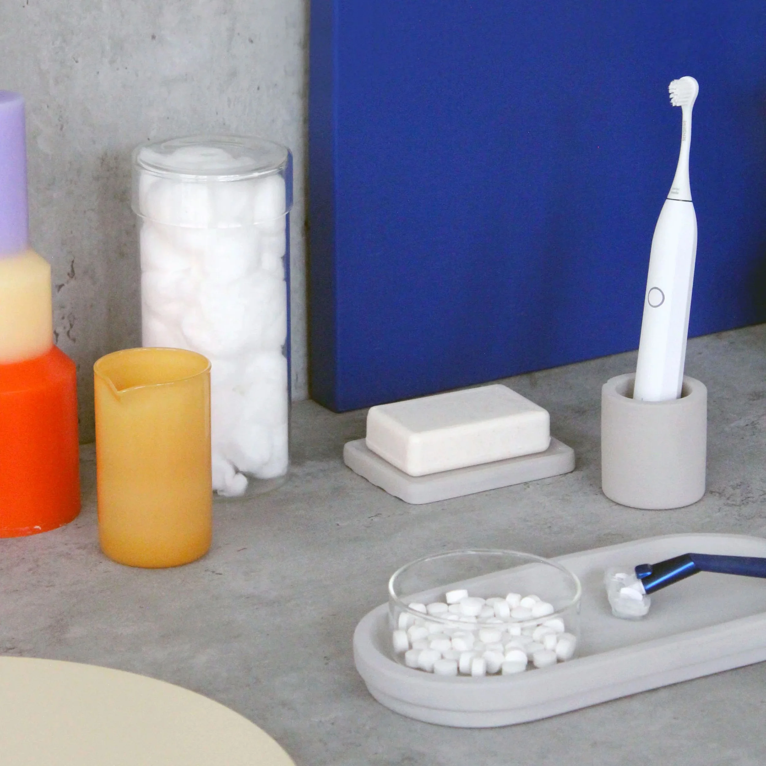 Outlines-Product 3-Famm @2x.jpg