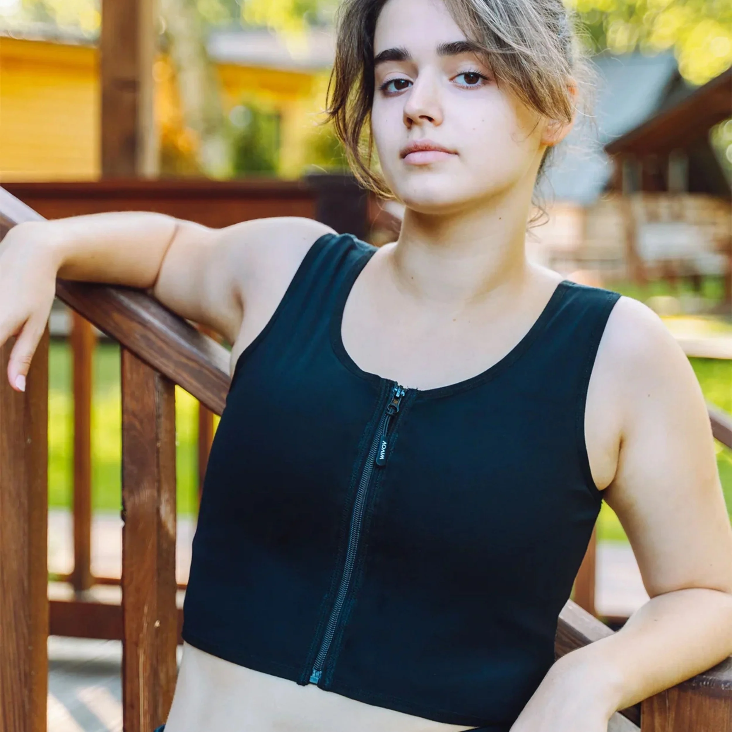 WIVOV-Front Zip Chest Binder-Famm.jpg