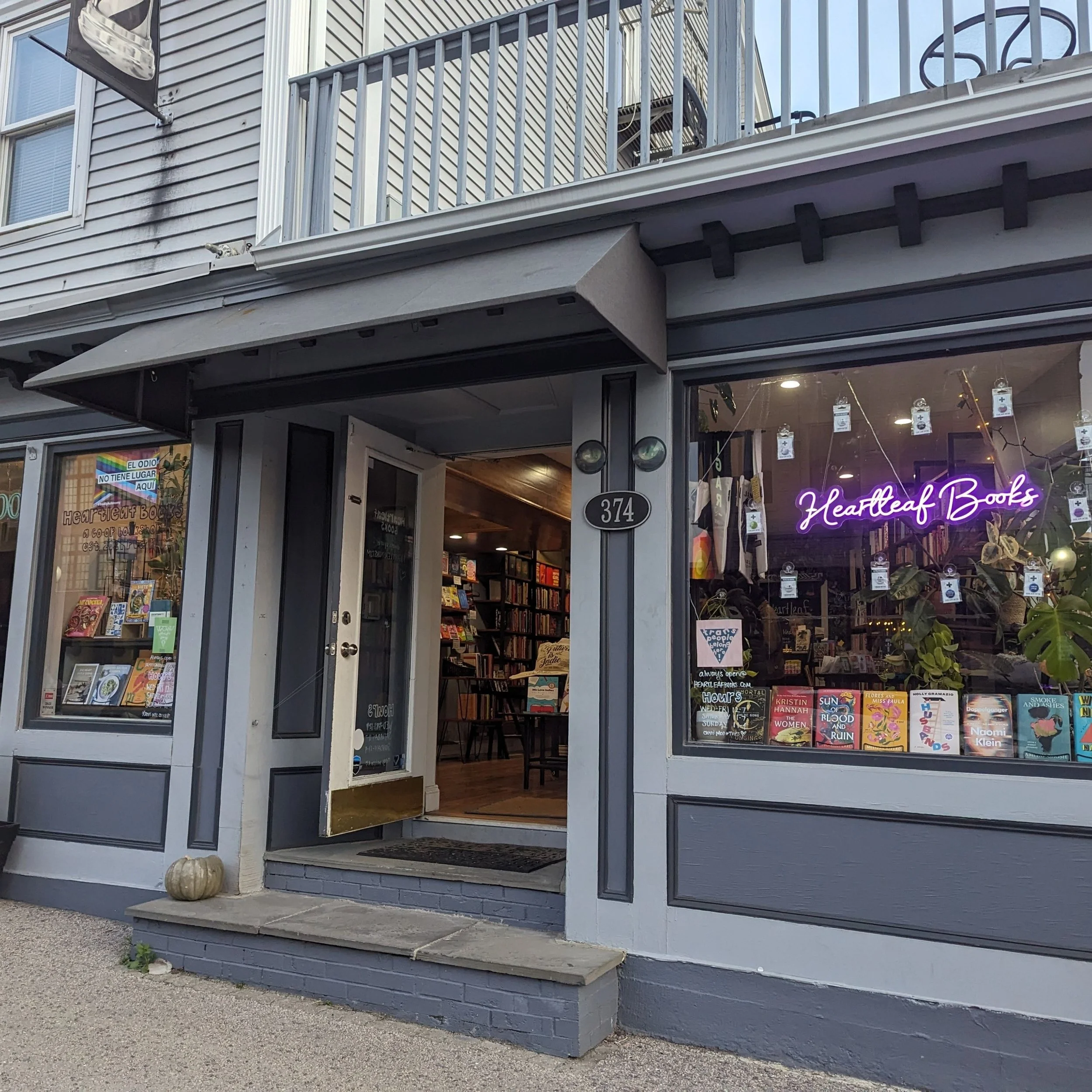 Heartleaf Books - Storefront - Famm.jpg
