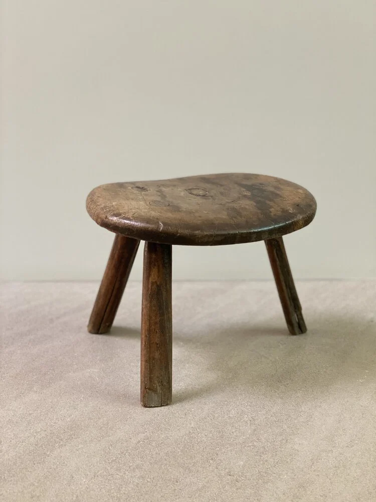 Small Welsh Tripod Stool, early 19th Century