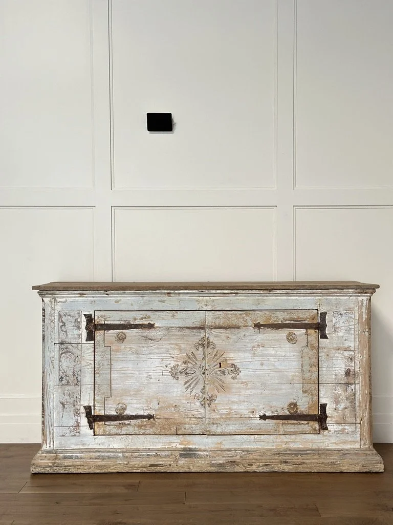 Italian Antique Buffet, 18th Century