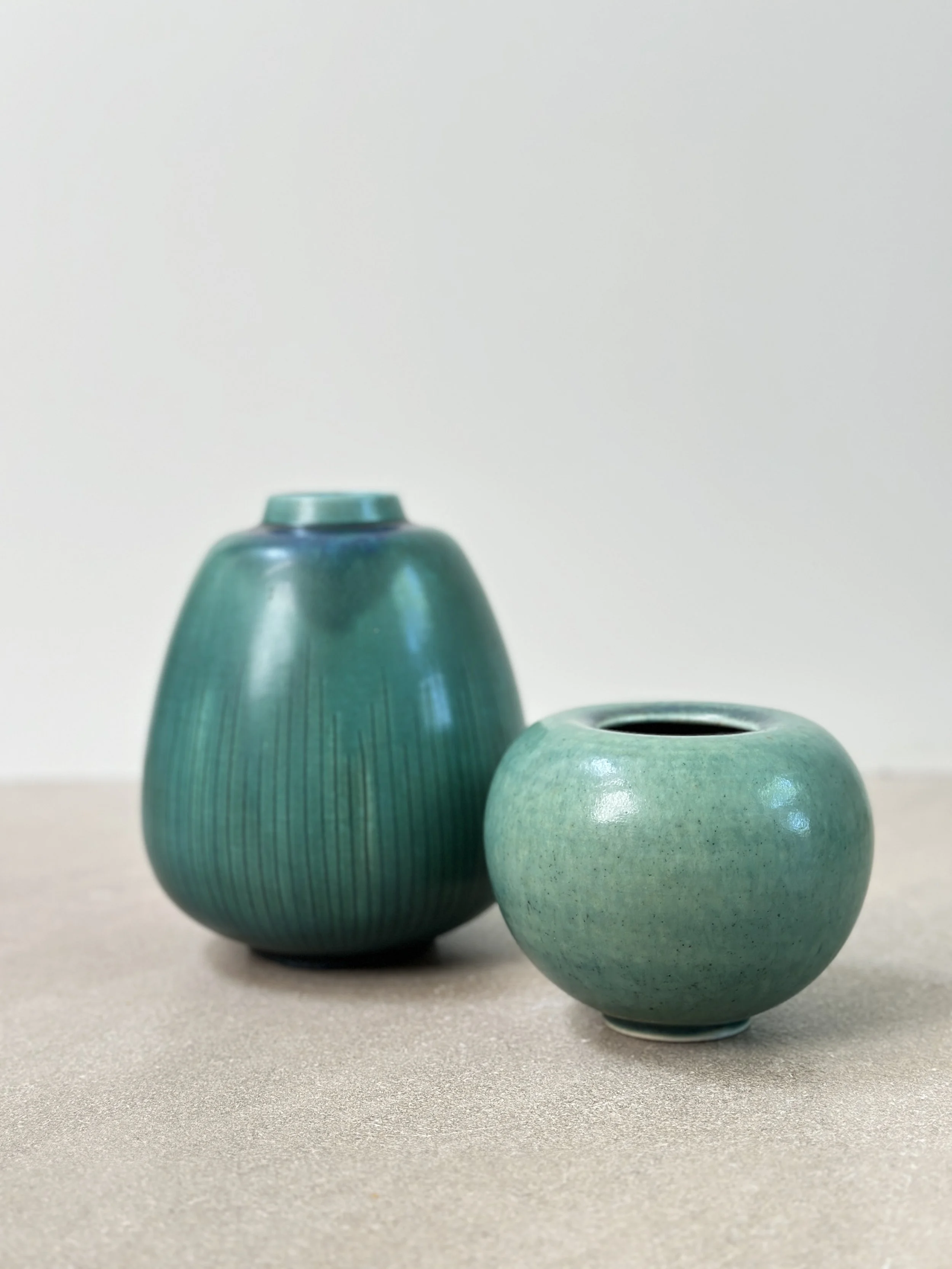 Round Vase by Eva Stæhr-Nielsen, Saxbo, Denmark, 1930s-1940s